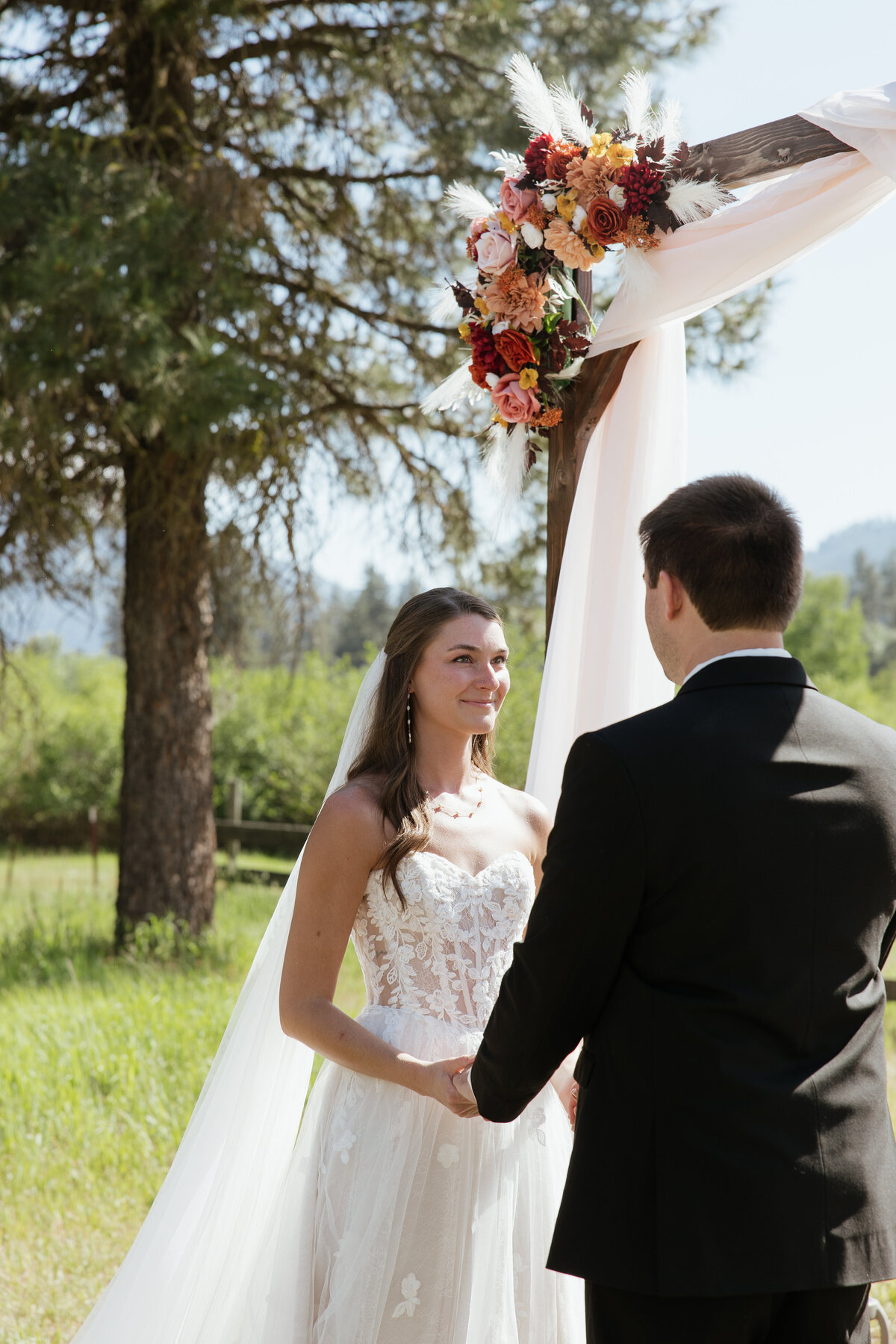 jennifer-marcilliat-idaho-wedding-photographer---96