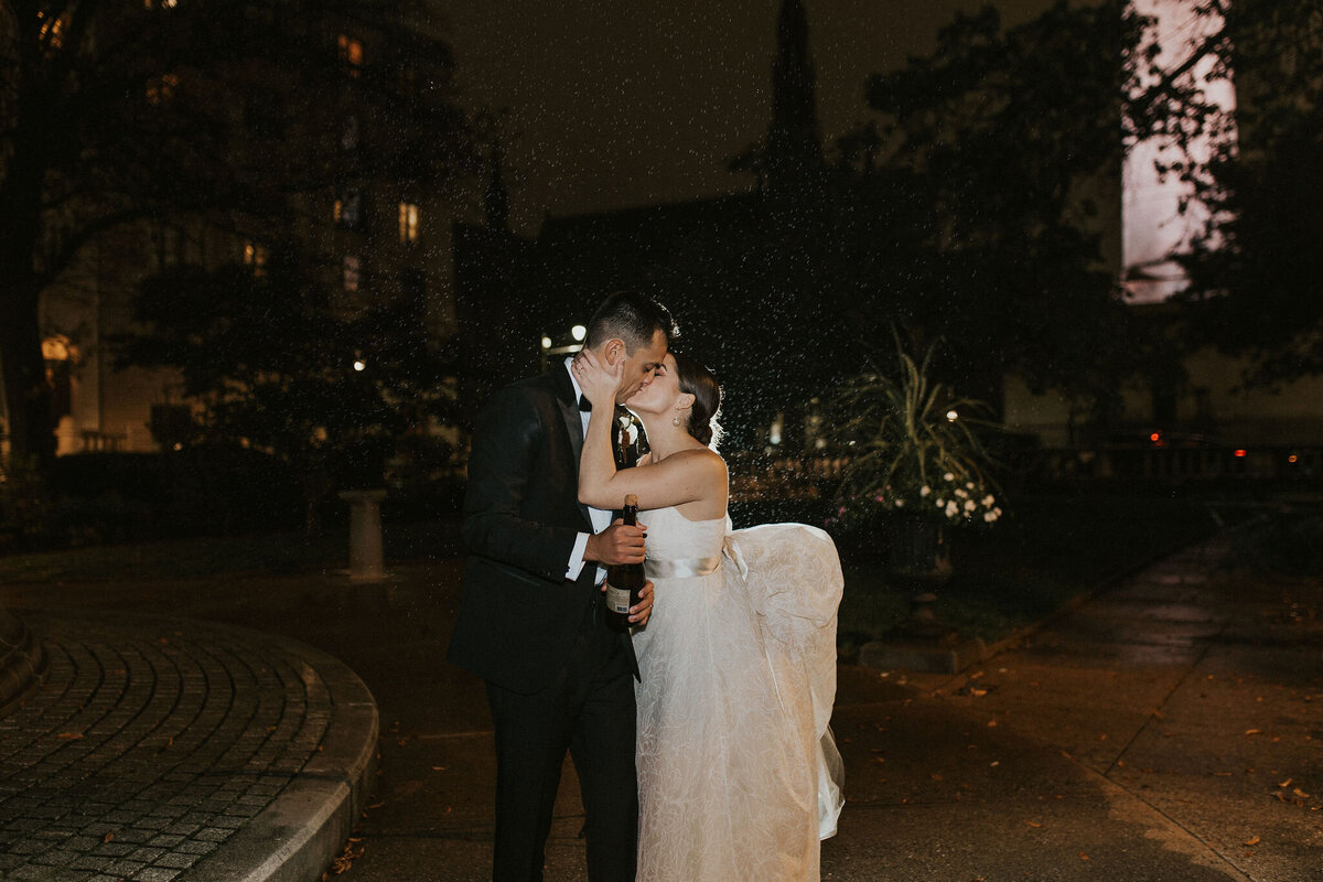 WELLING-FLORES.Wedding.EngineersClub-rcptn-48