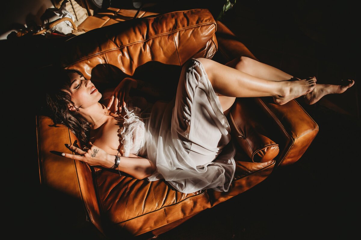 editorial boudoir, boudoir photography, boudoir photography near me, boudoir photographer, boudoir photo shoot, boudoir photos, boudoir shoot, boudoir photography Sacramento
