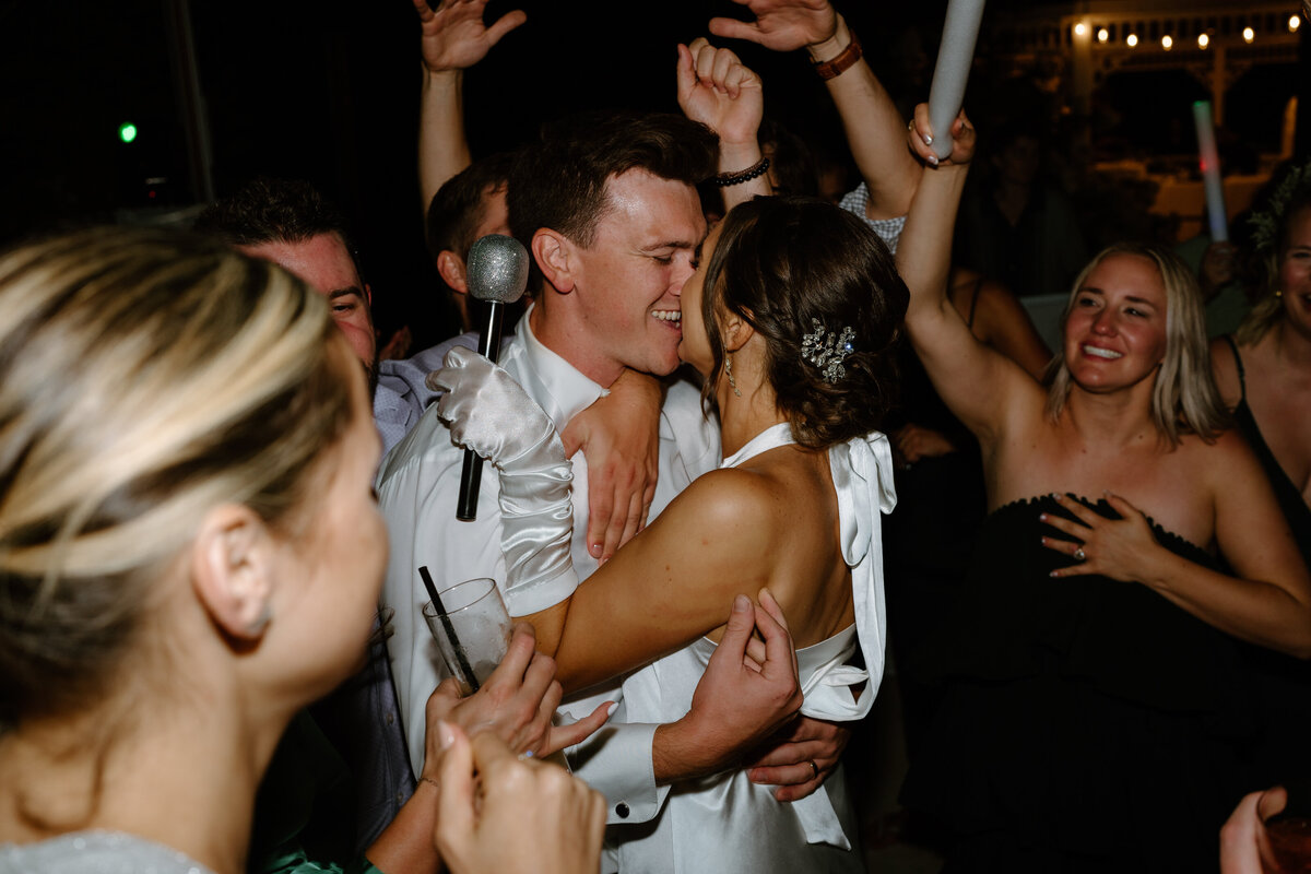 Fox-Hollow-Farm-Wedding-10