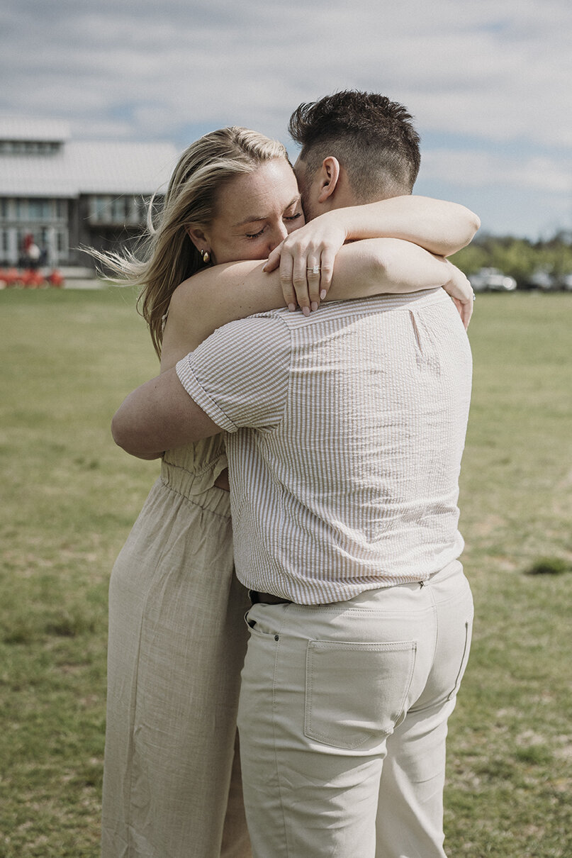 wedding-proposal-engagement-kontokosta-winery-greenport-newyork-miraparkphotography-17