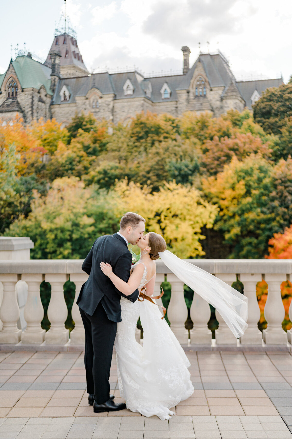 julia-nick-national-art-centre-ottawa-wedding-2022-103