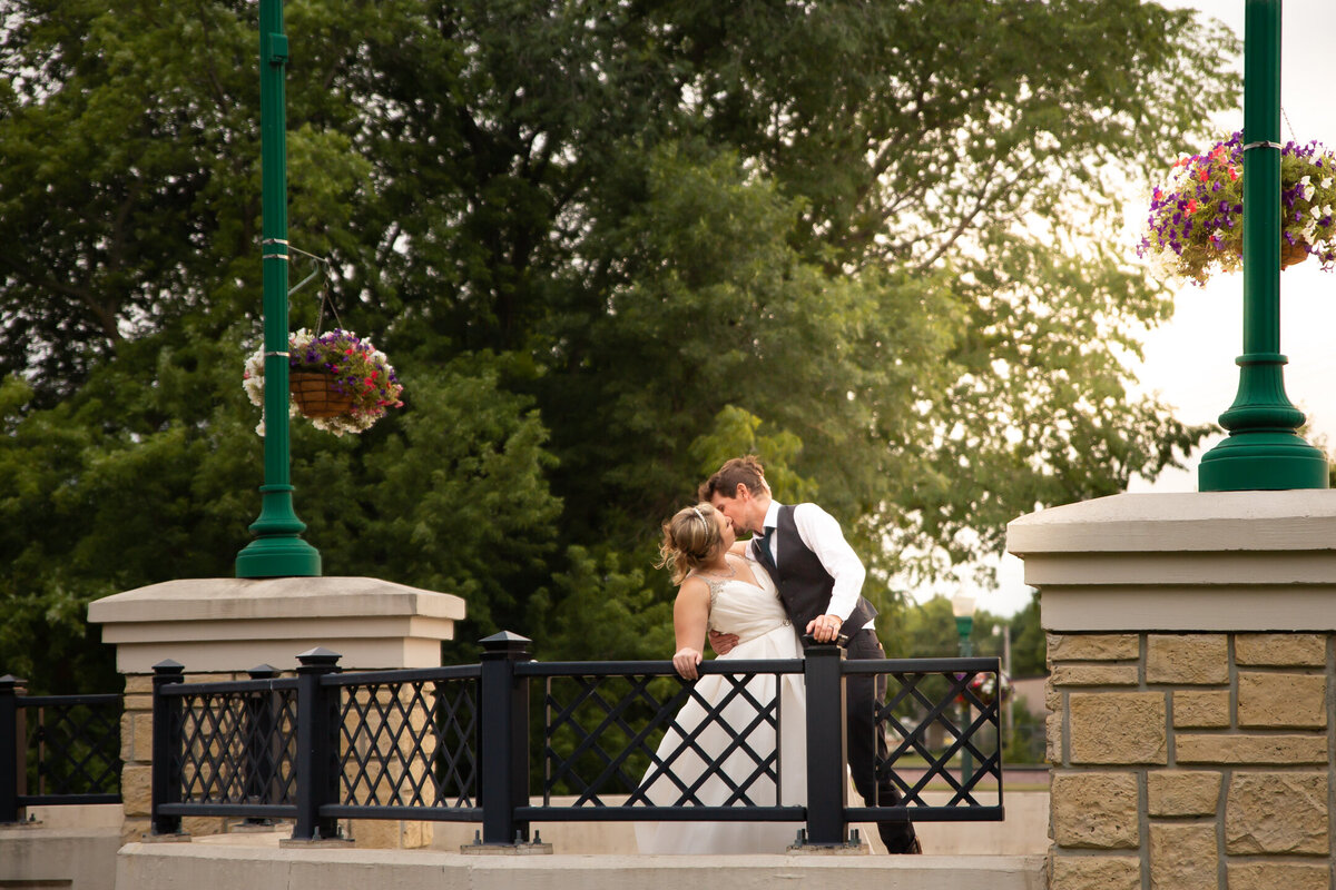 fairmont-mankato-minnesota-church-wedding-4