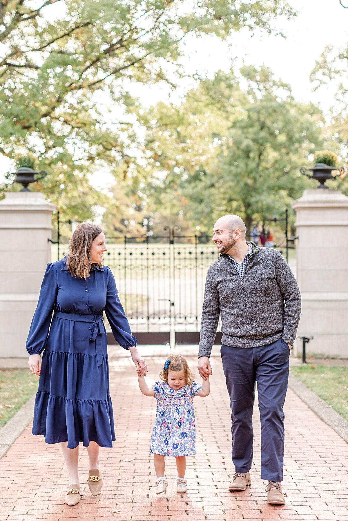 Wheeling-WV-Family-Photographer_0003-1