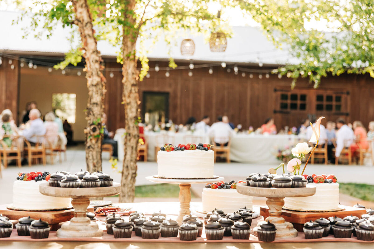 A dessert table at an outdoor wedding reception in Boise, Idaho.