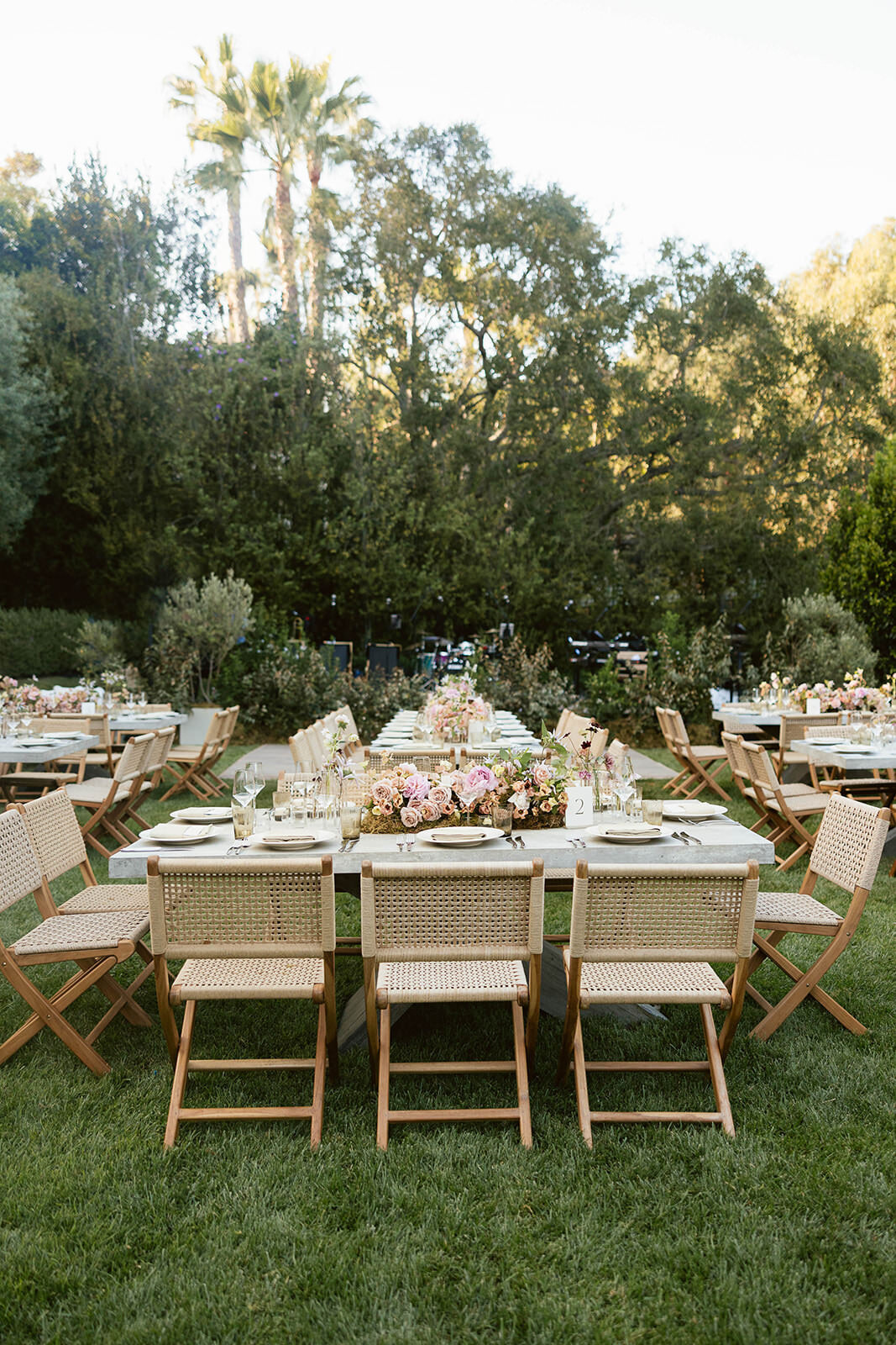Backyard-Wedding-LosAngeles-ModernFamily-9767