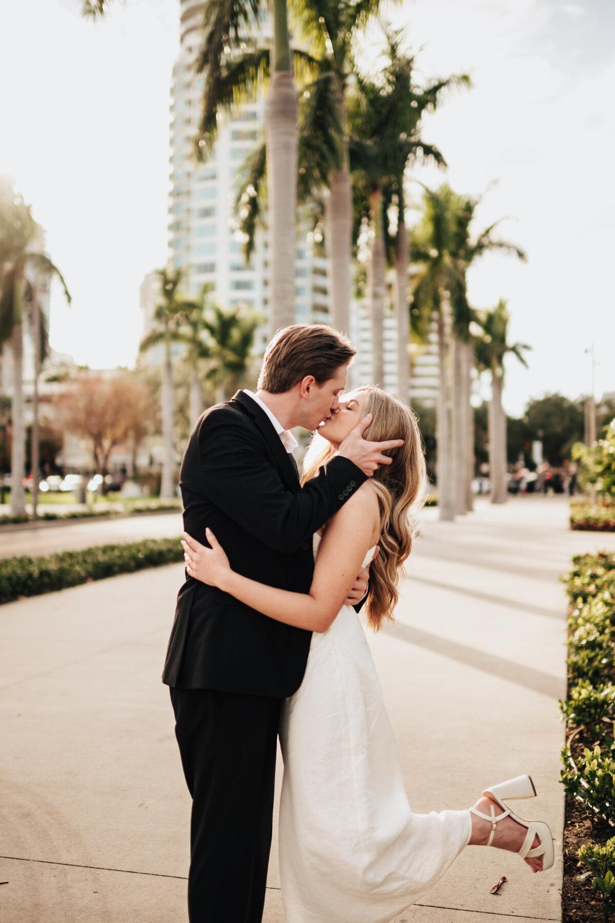 Kaila and Company-e&j engagement session st petersburg-3