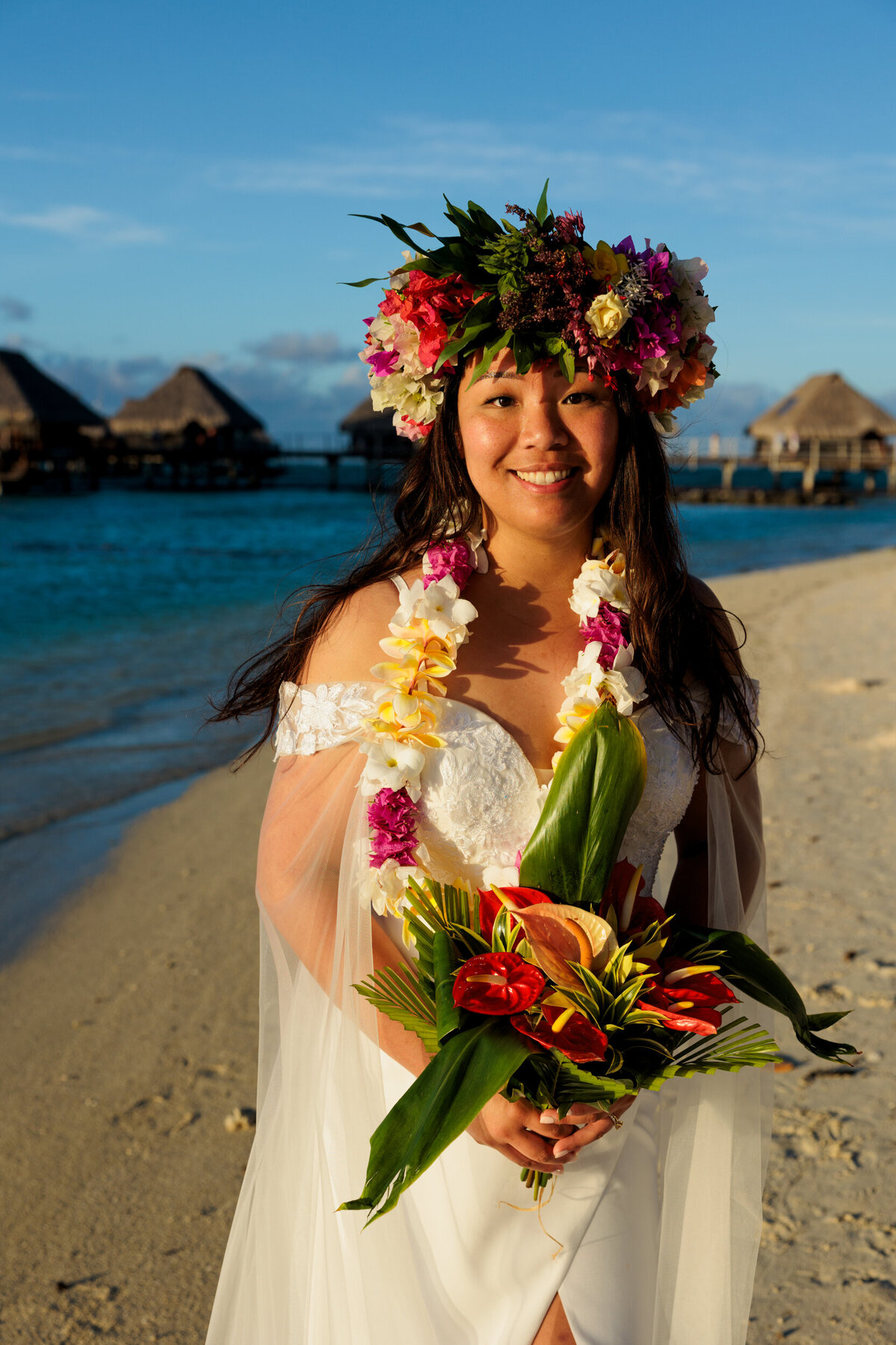 bride-portrait-destination-wedding-tahiti-moorea.