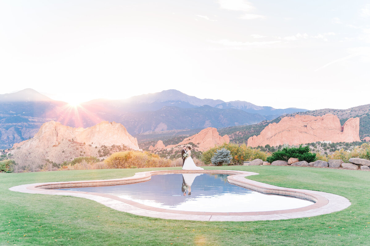 Colorado Springs Garden of the Gods Resort Wedding Elena Spraguer0001
