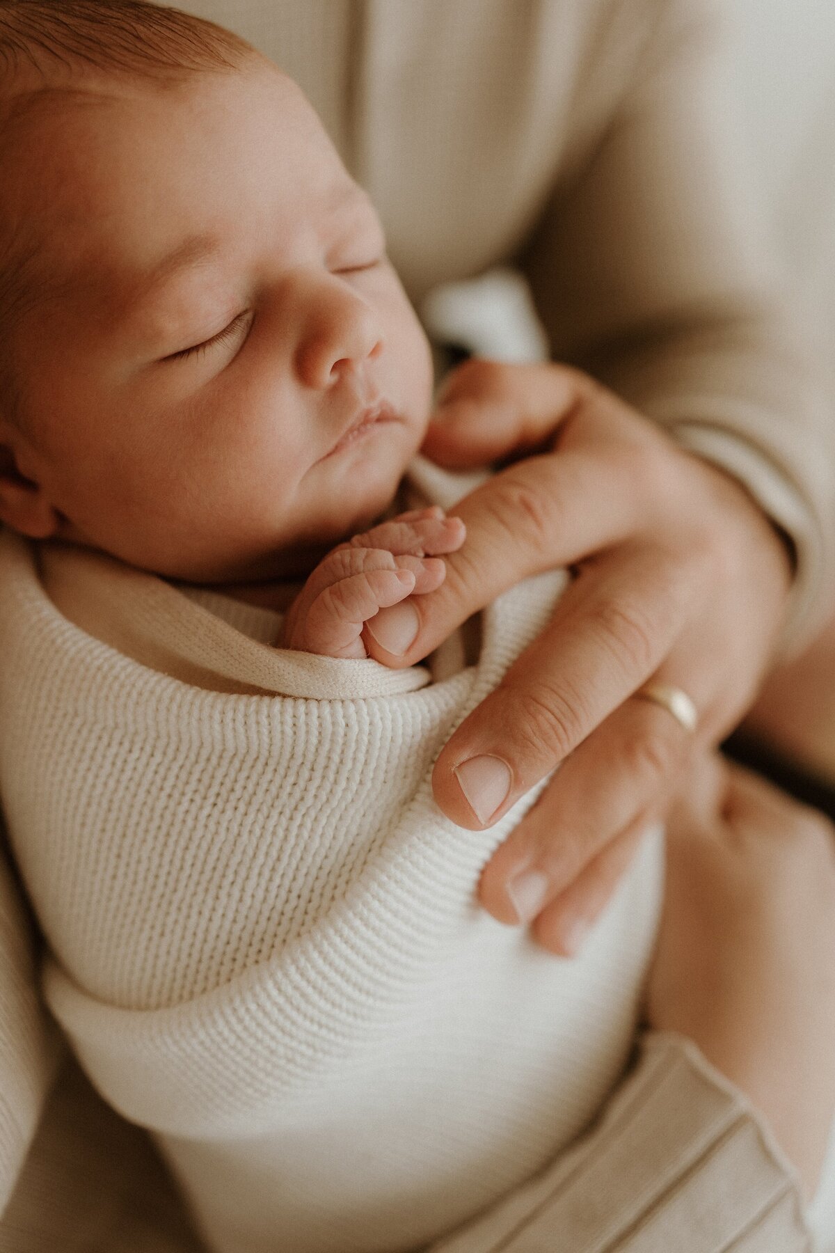 central-coast-newborn-baby-photos-willow-and-rose-22