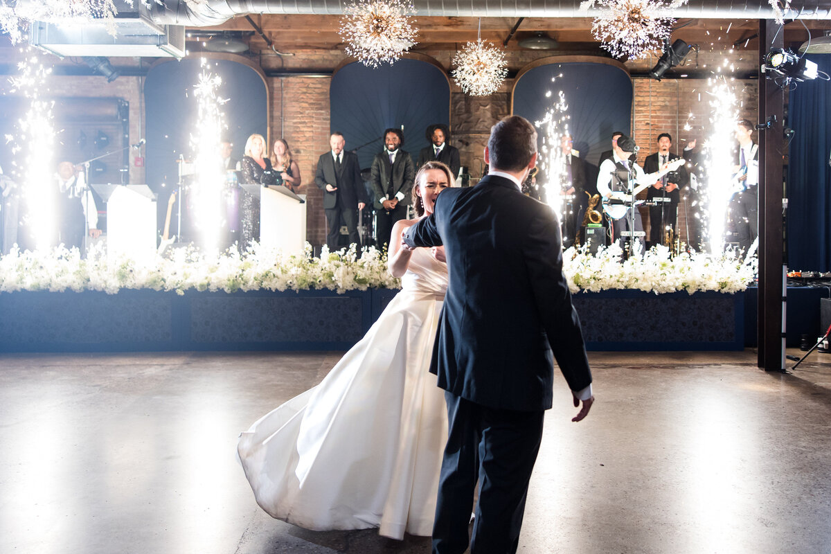 Liz & Jordan Carolyn Flueckiger CF Fine Events Chicago Wedding Planner Kent Drake Photography Morgan Manufacturing