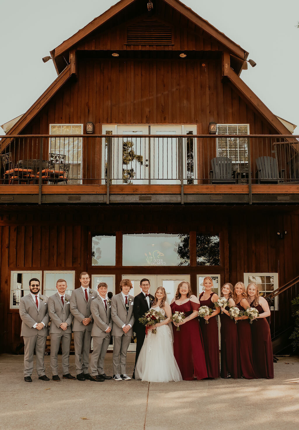 bridal-party-wedding-venue-cherokee-county-lewallen-farms-ga
