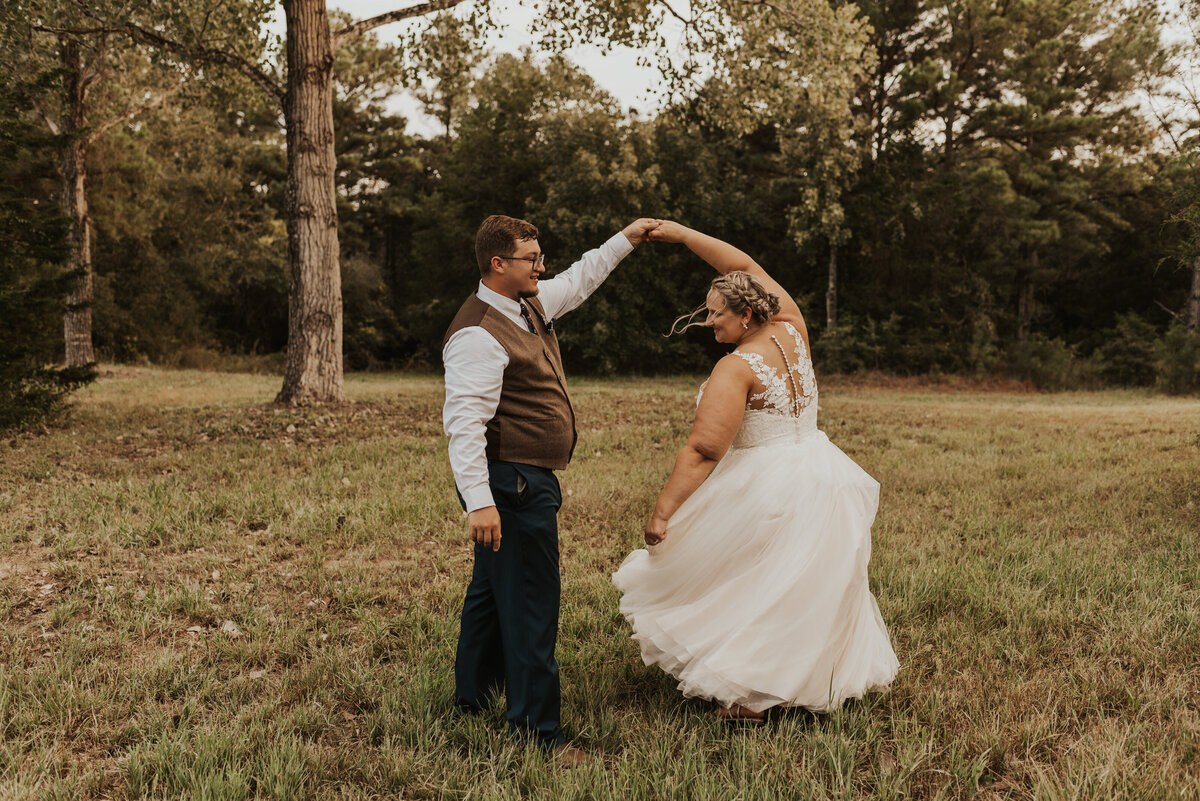 The-Hales-wedding-smithville-texas-by-bruna-kitchen-photography-38