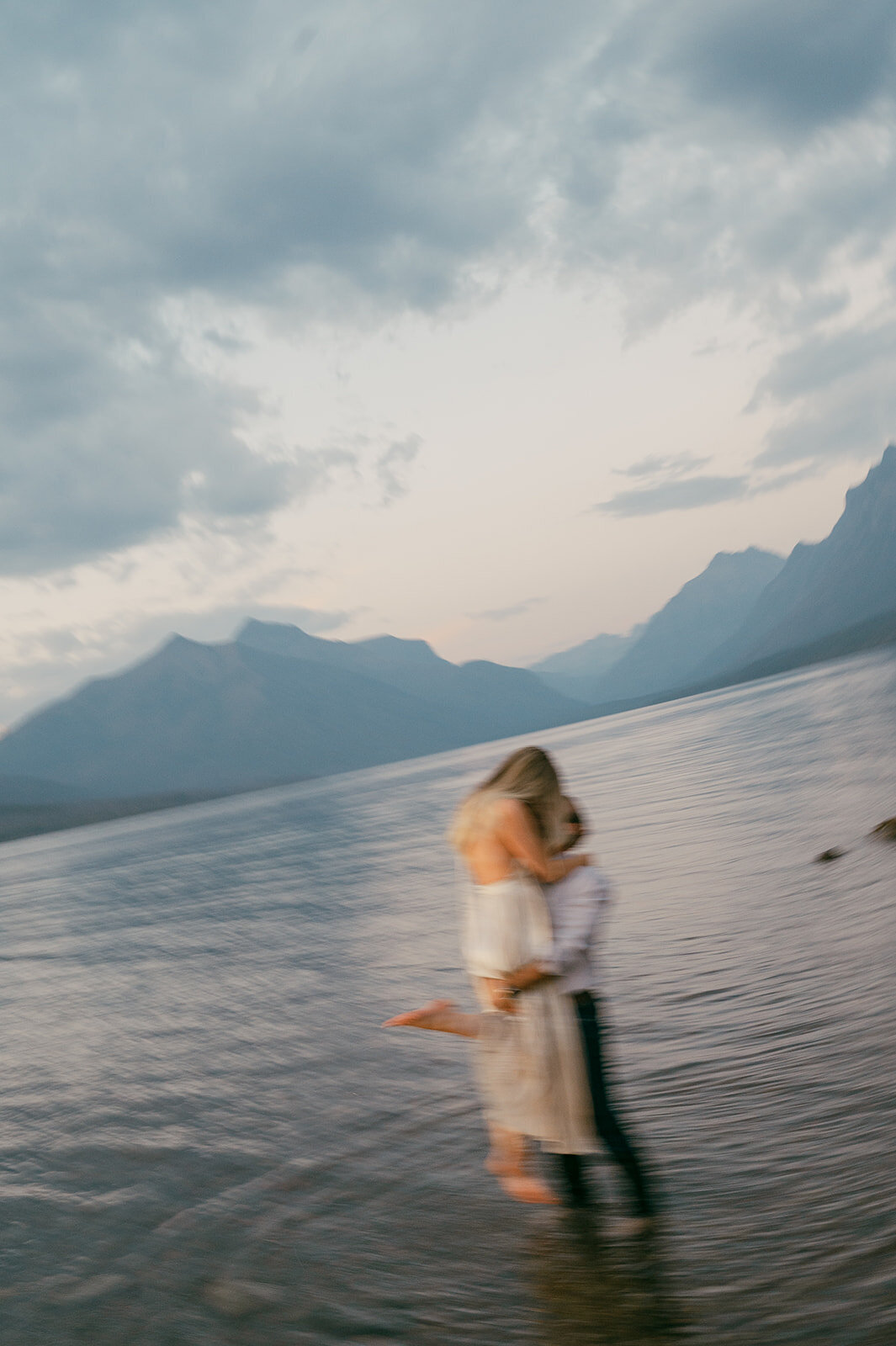 vintage-hollywood-glacier-national-park-elopement-presley-gray-photo1598