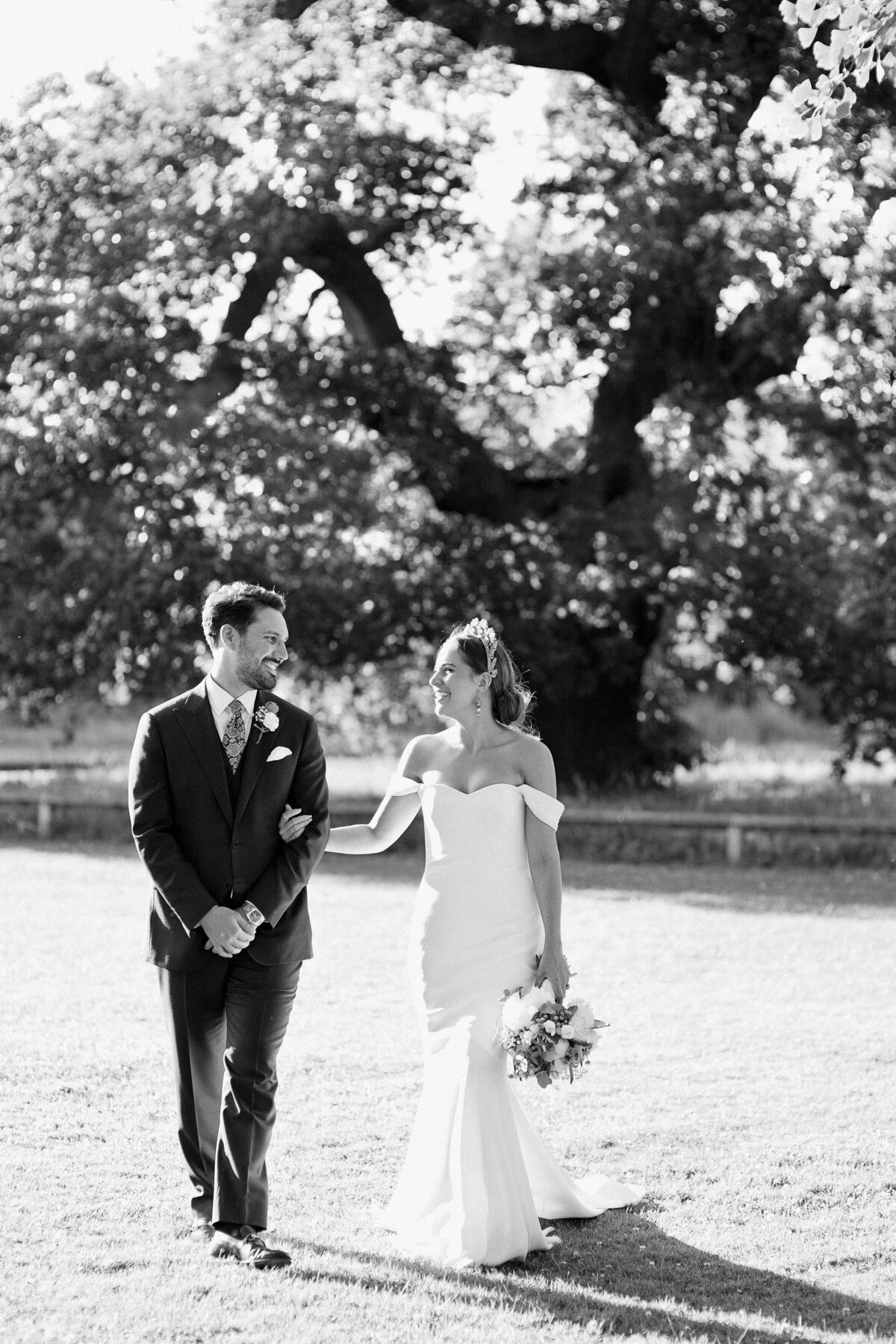 Award-Winning-Hampshire-Wedding-Photographer-36
