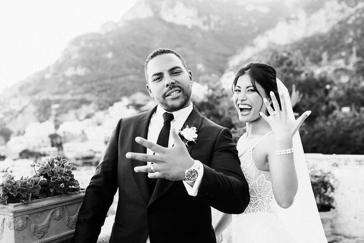 Positano-wedding-villa-San-Giacomo-bride-and-groom-portraits-by-Julia-Kaptelova-Photography-309