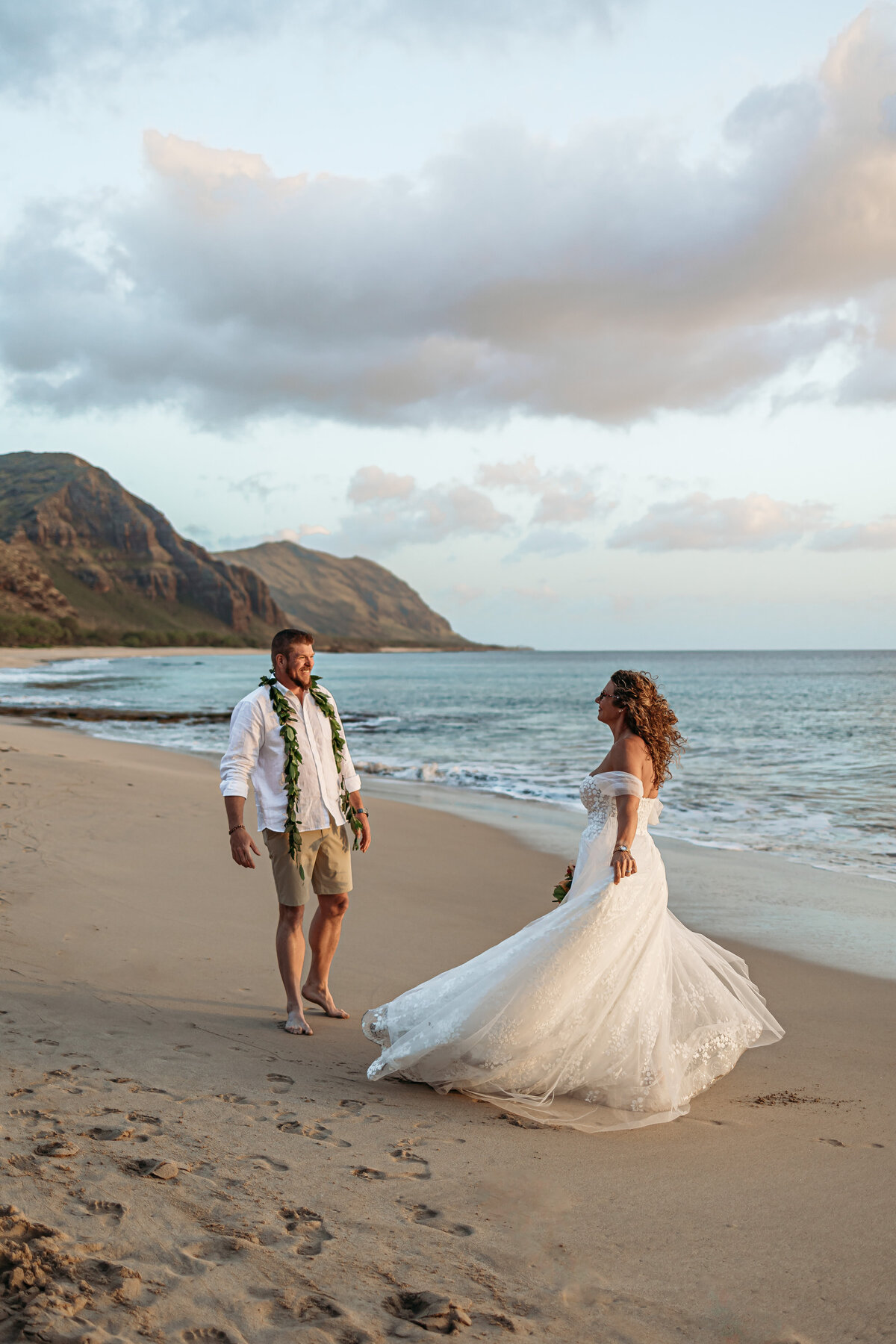 Hawaii-beach-elopement-113