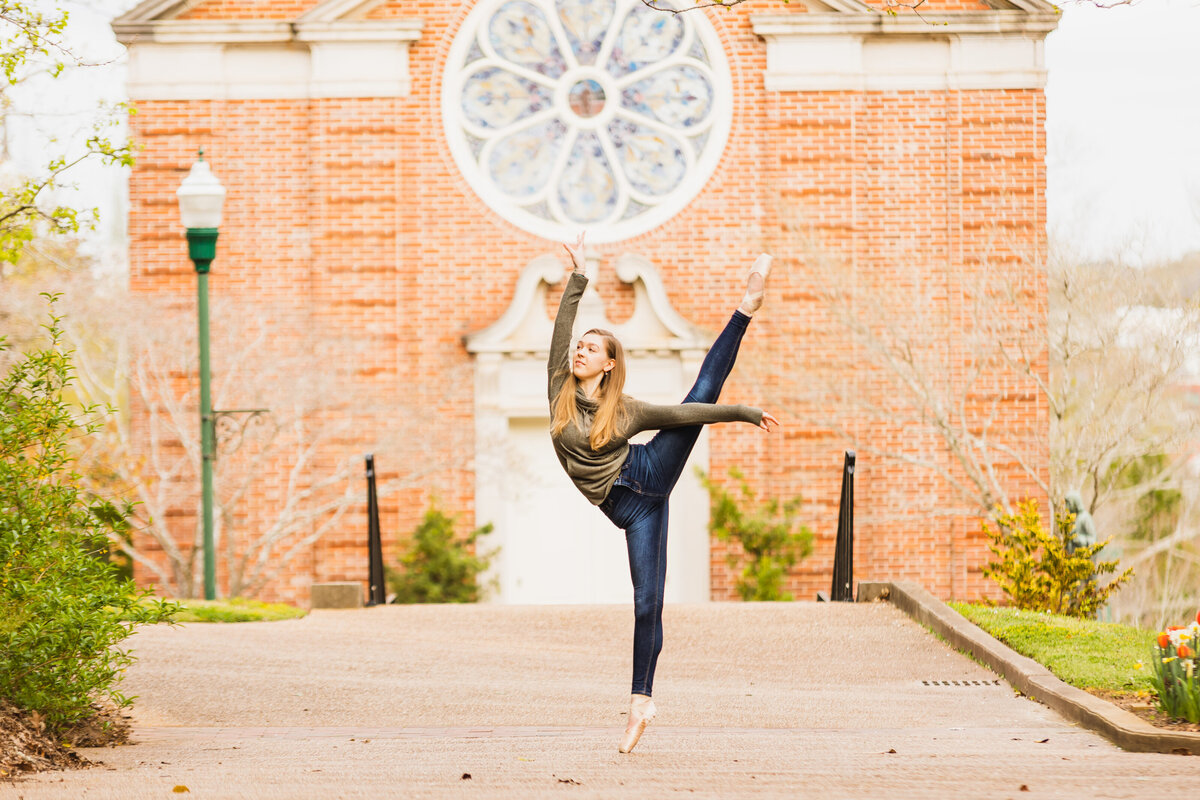 ballet-senior-portraits-lagrange-georgia-college