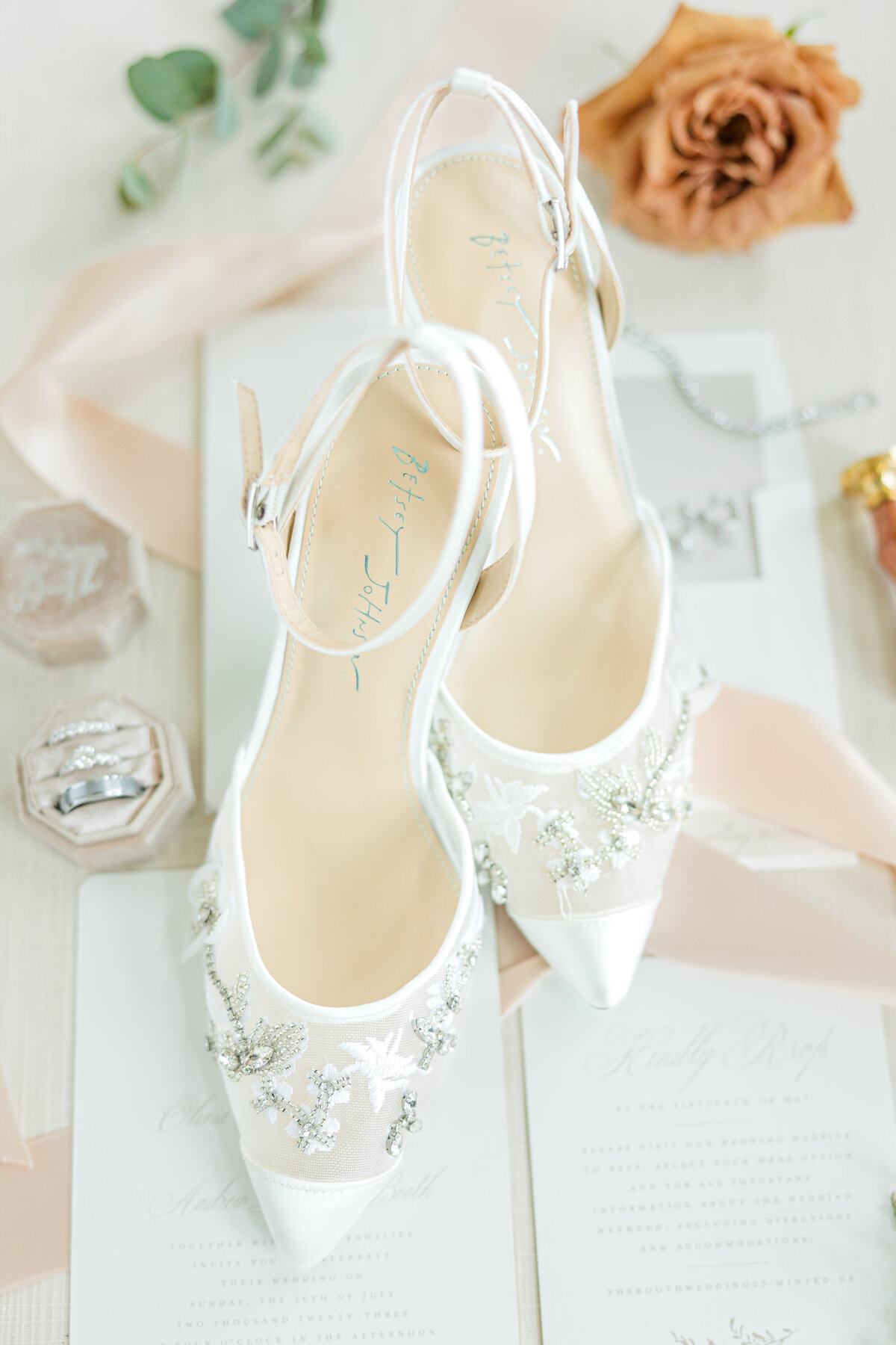 Knoxville Wedding Photographer