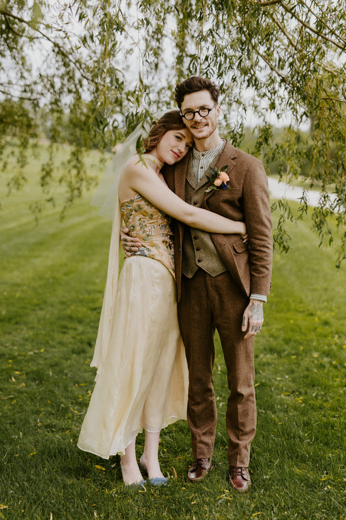 shady elms farm wedding portrait