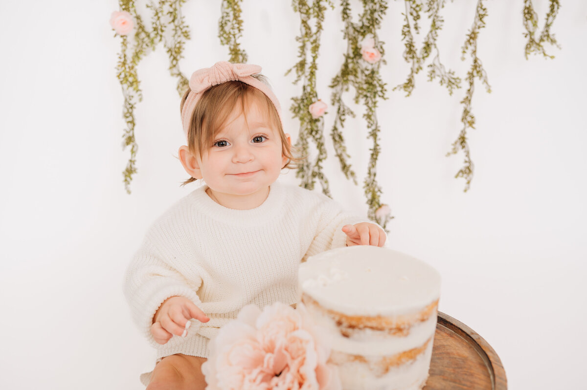 Canton Connecticut Newborn & Cake Smash Photographer-5