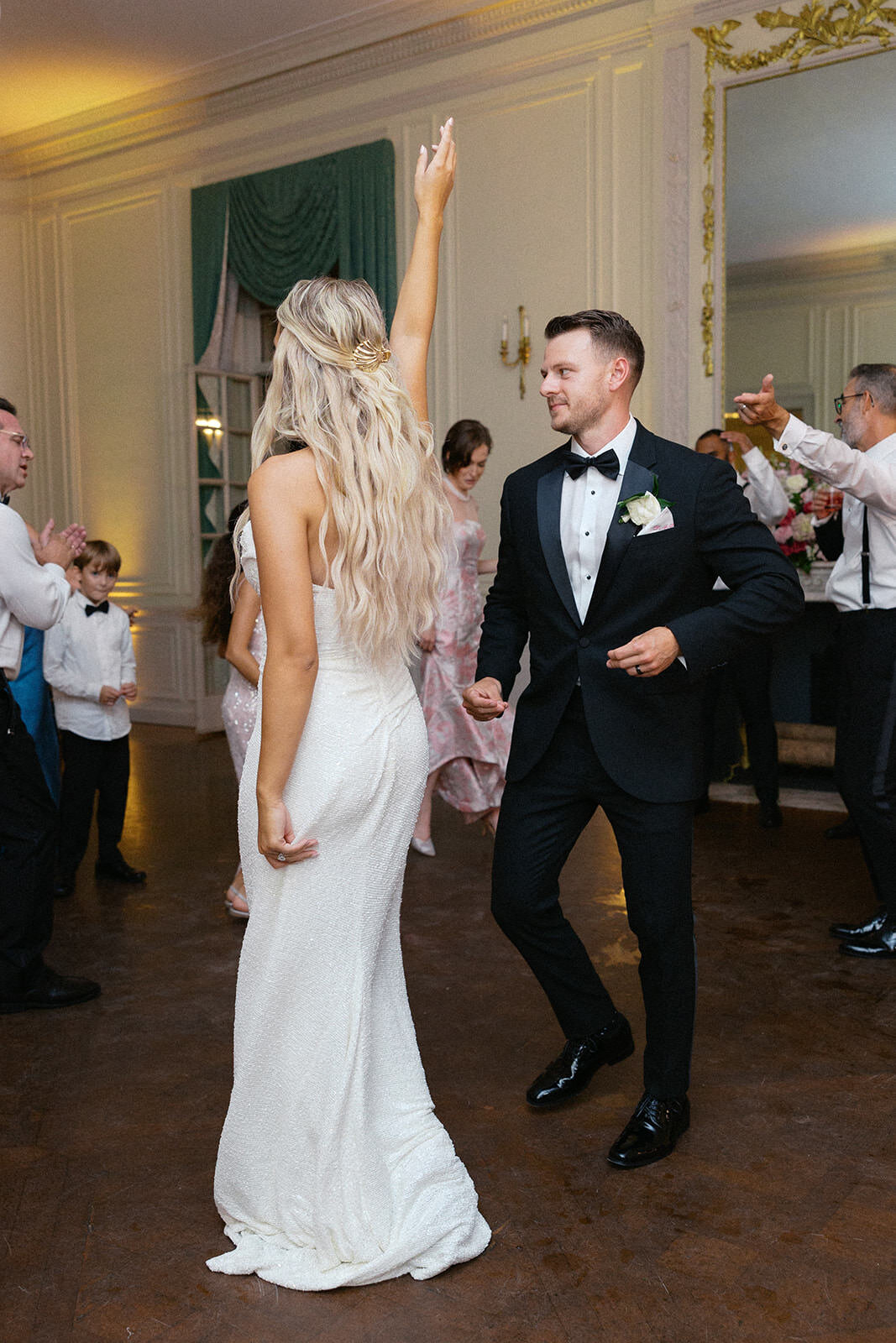 Pink destination wedding in newport-Halie Child Photography-92