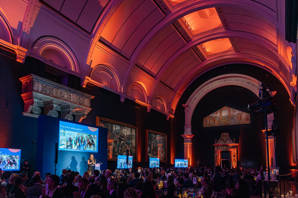 fundraiser-kensington-empower-finance-gala-deutsche-bank-v&a-marc-james-photography-19