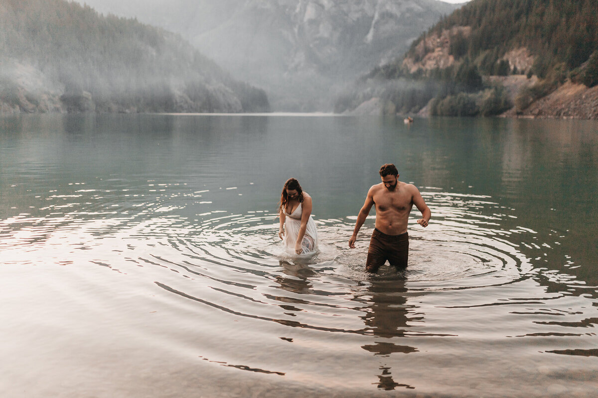 Elopement Photographer - Diablo Lake - Emma  + Ryan