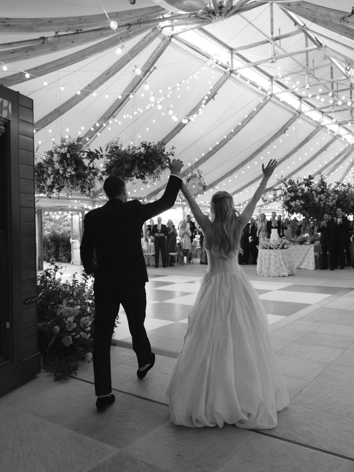 250830JENMAT_adv0247