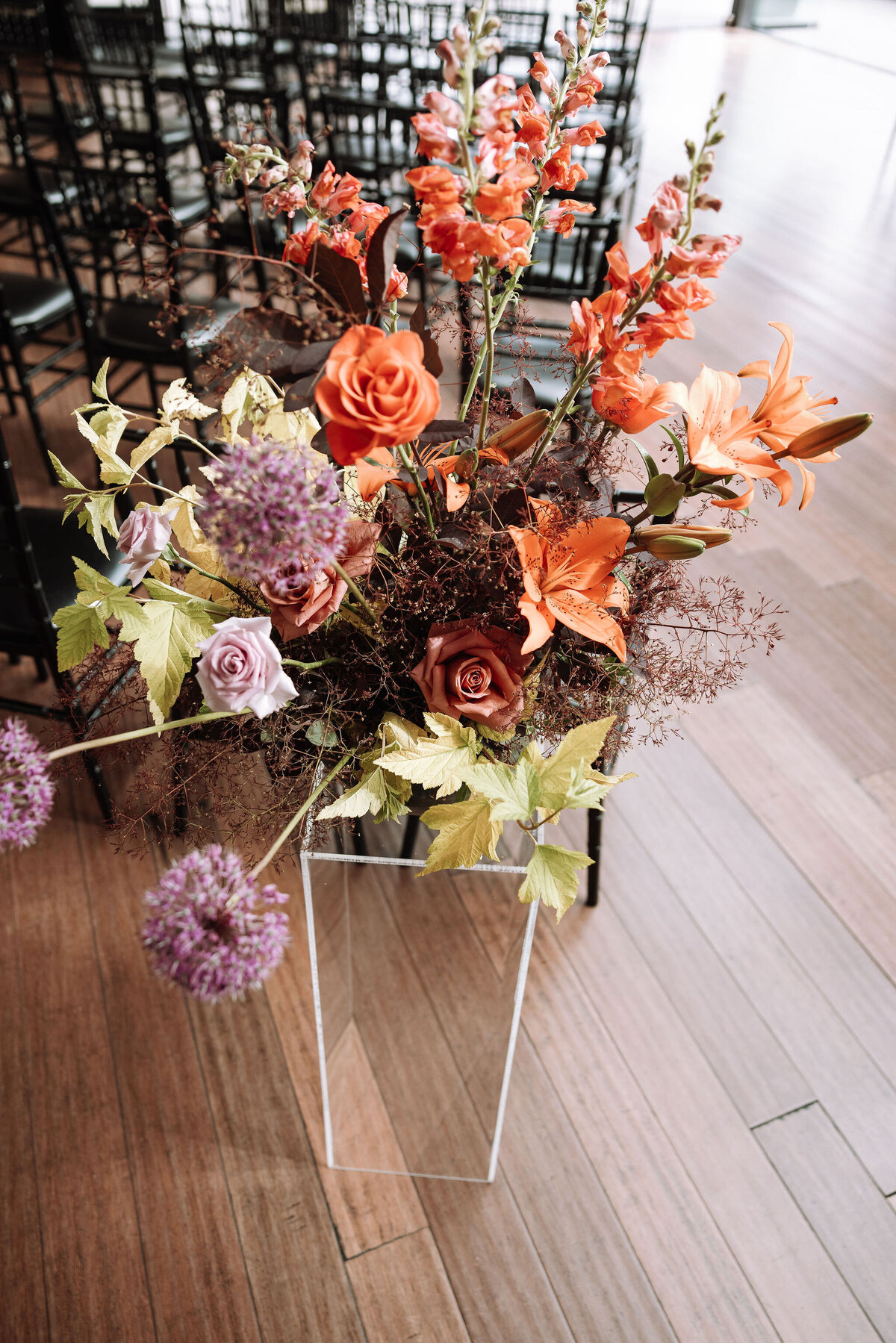Colorful-Wedding-Olympic-Rooftop-Flora-Nova-Design-Seattle-00025
