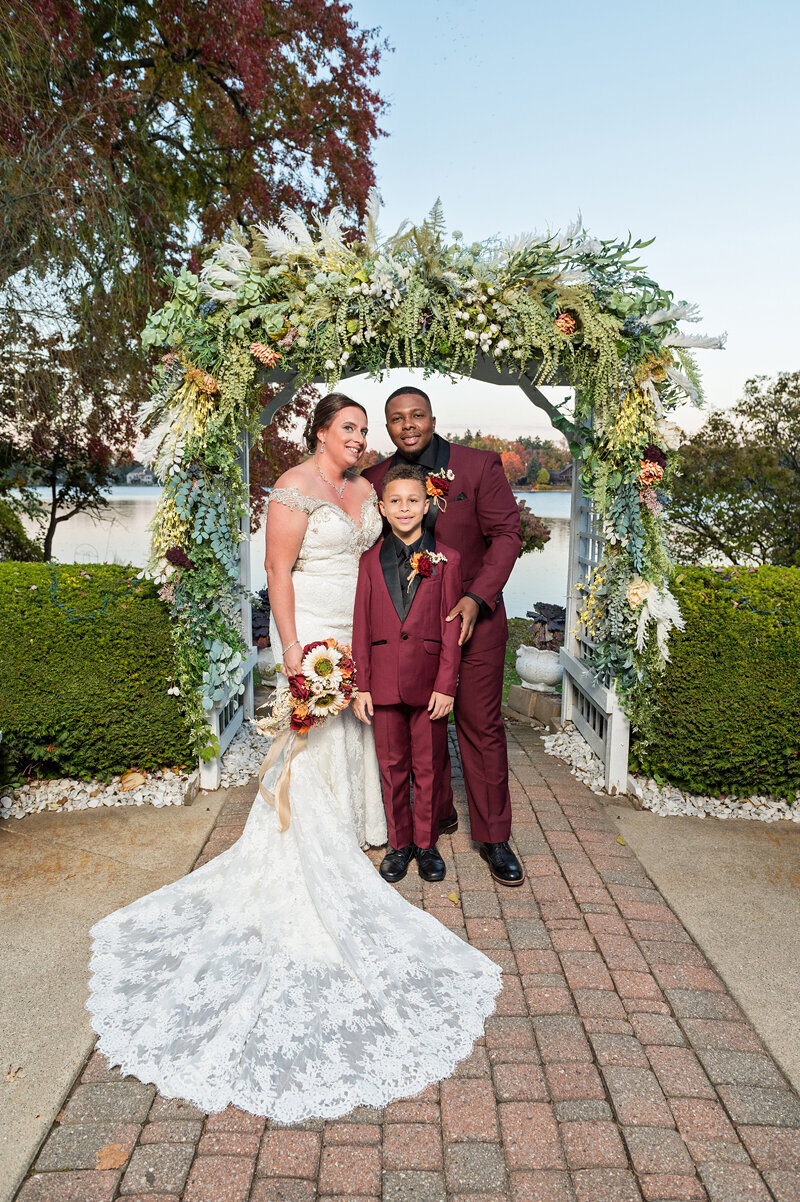 Detroit Wedding Photographer Victoria Wedding Chapel-175