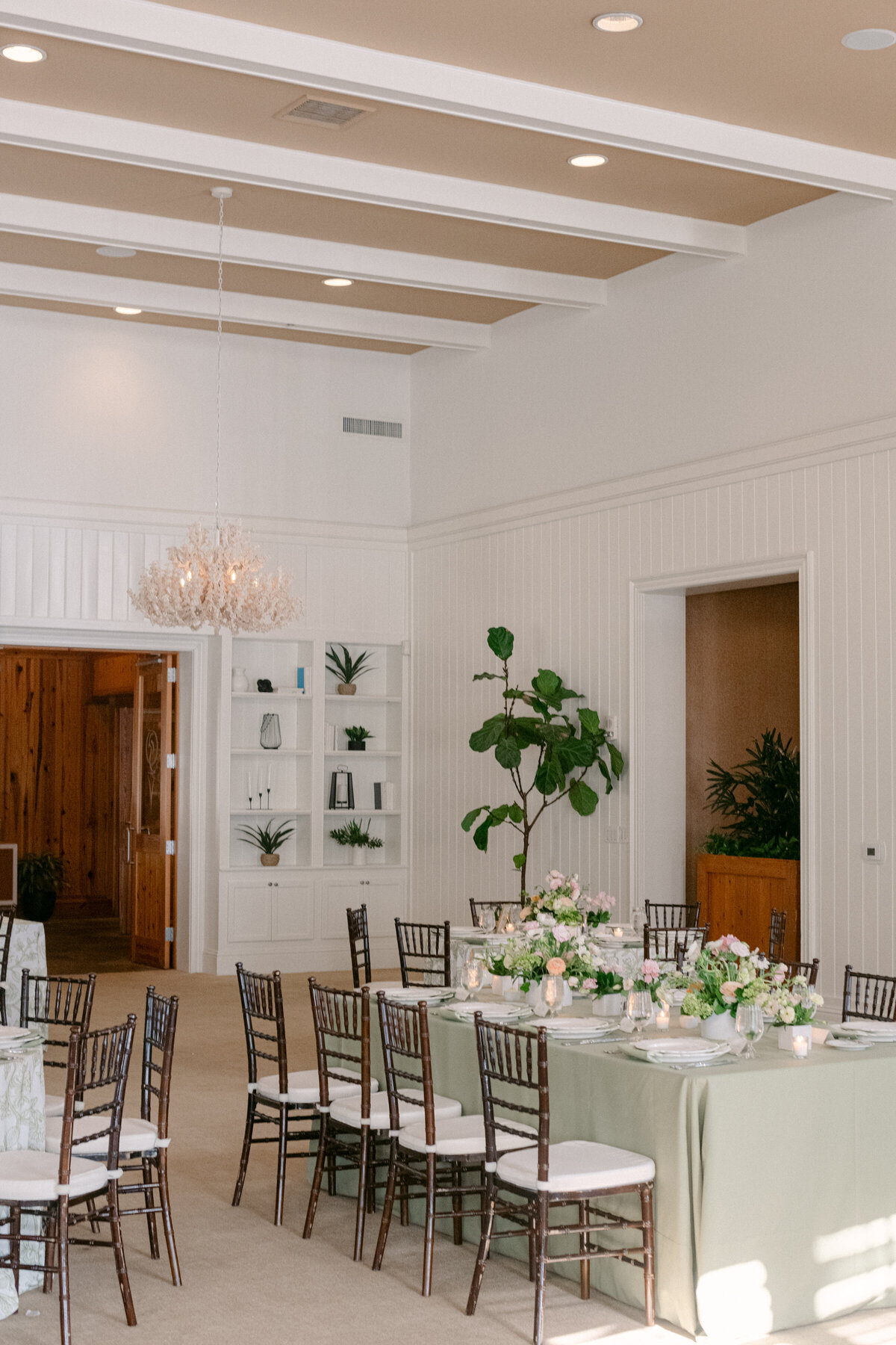 Palm Beach Jupiter Vero Beach wedding planner wedding design wedding coordination Florida wedding full service wedding planner full service wedding management South Florida wedding colorful wedding design rehearsal dinner welcome party fun_0052