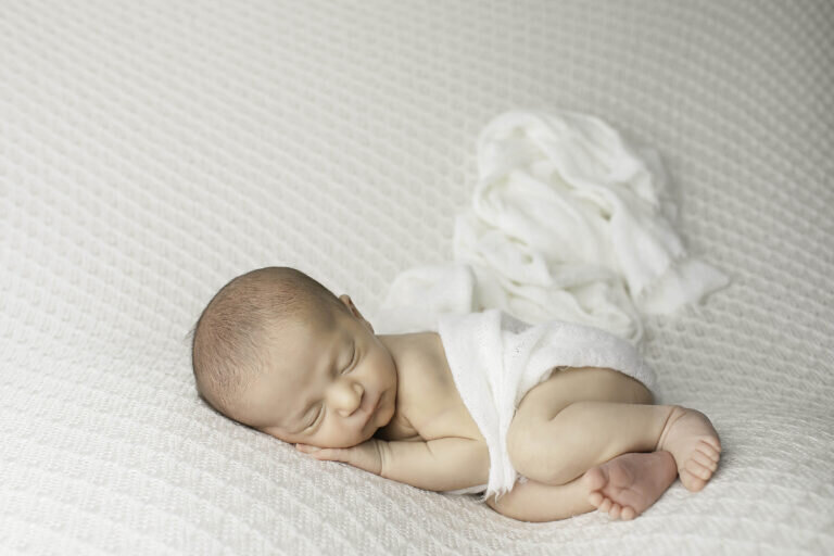 Fort-Worth-Newborn-Photographer-1V5A8540-Edit-copy-768x512