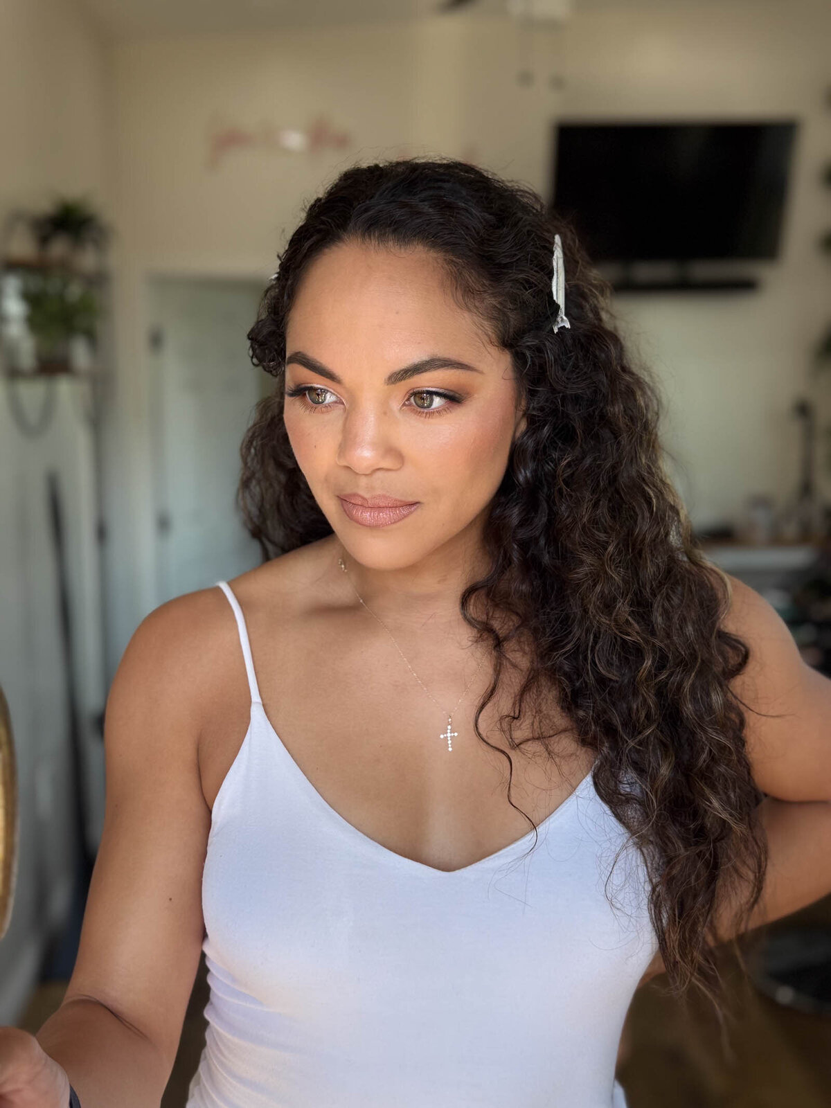 Natural-glam-bridal-look-14