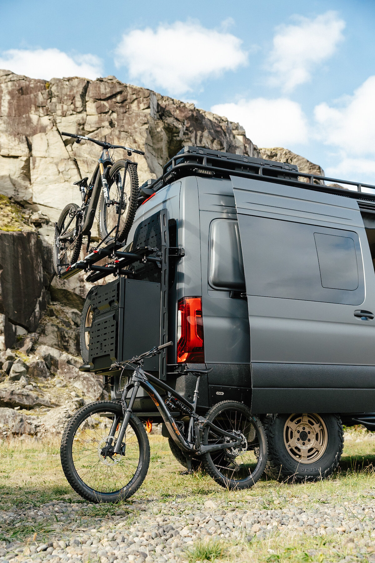 4_SummitSeeker_251013_BMV_#125_SlowFastcreative_1363