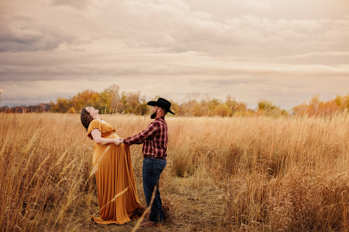 maternity portrait studio near me Cave Springs, maternity photography packages, NWA maternity photographer