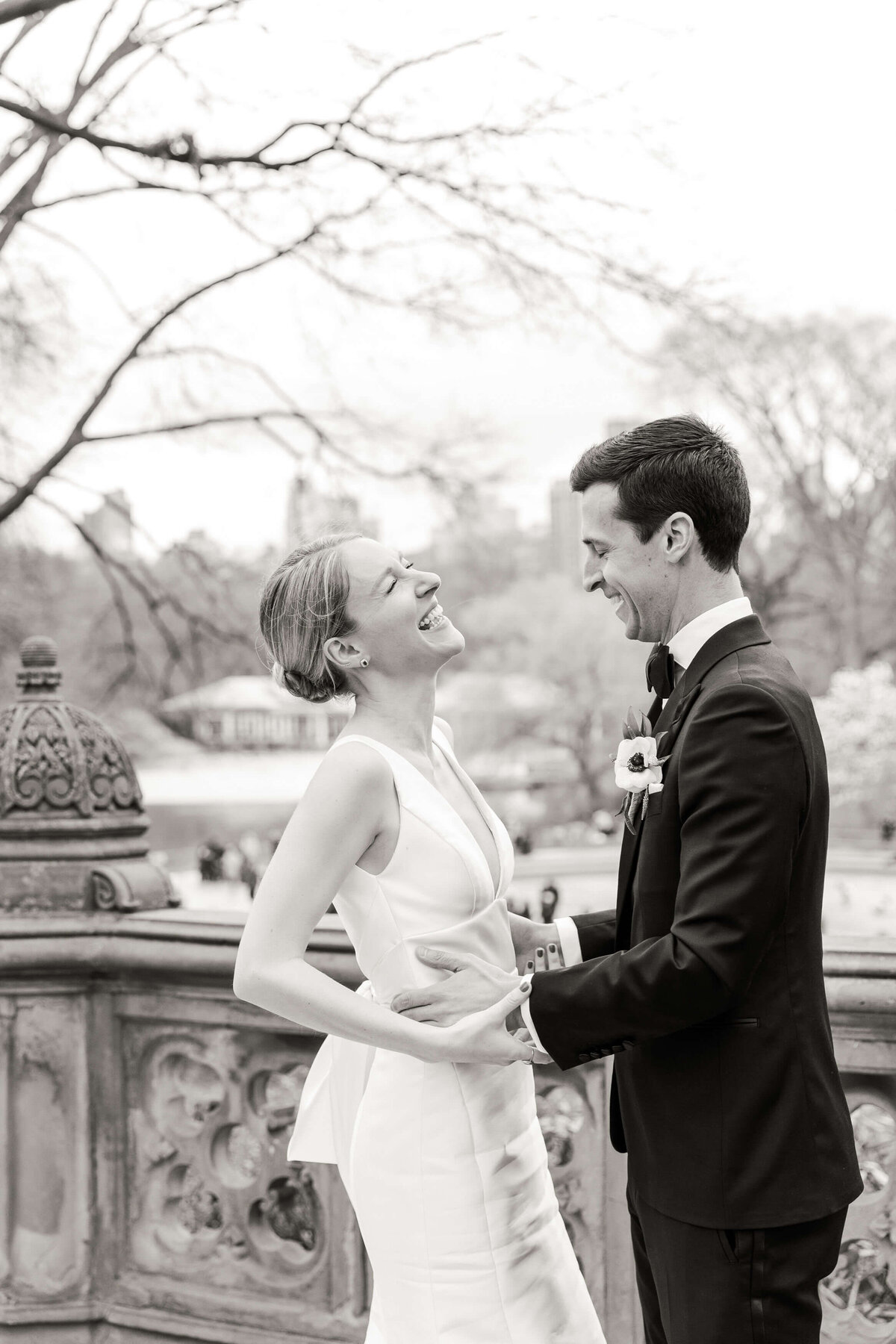 Central_Park_Boathouse_Wedding_027