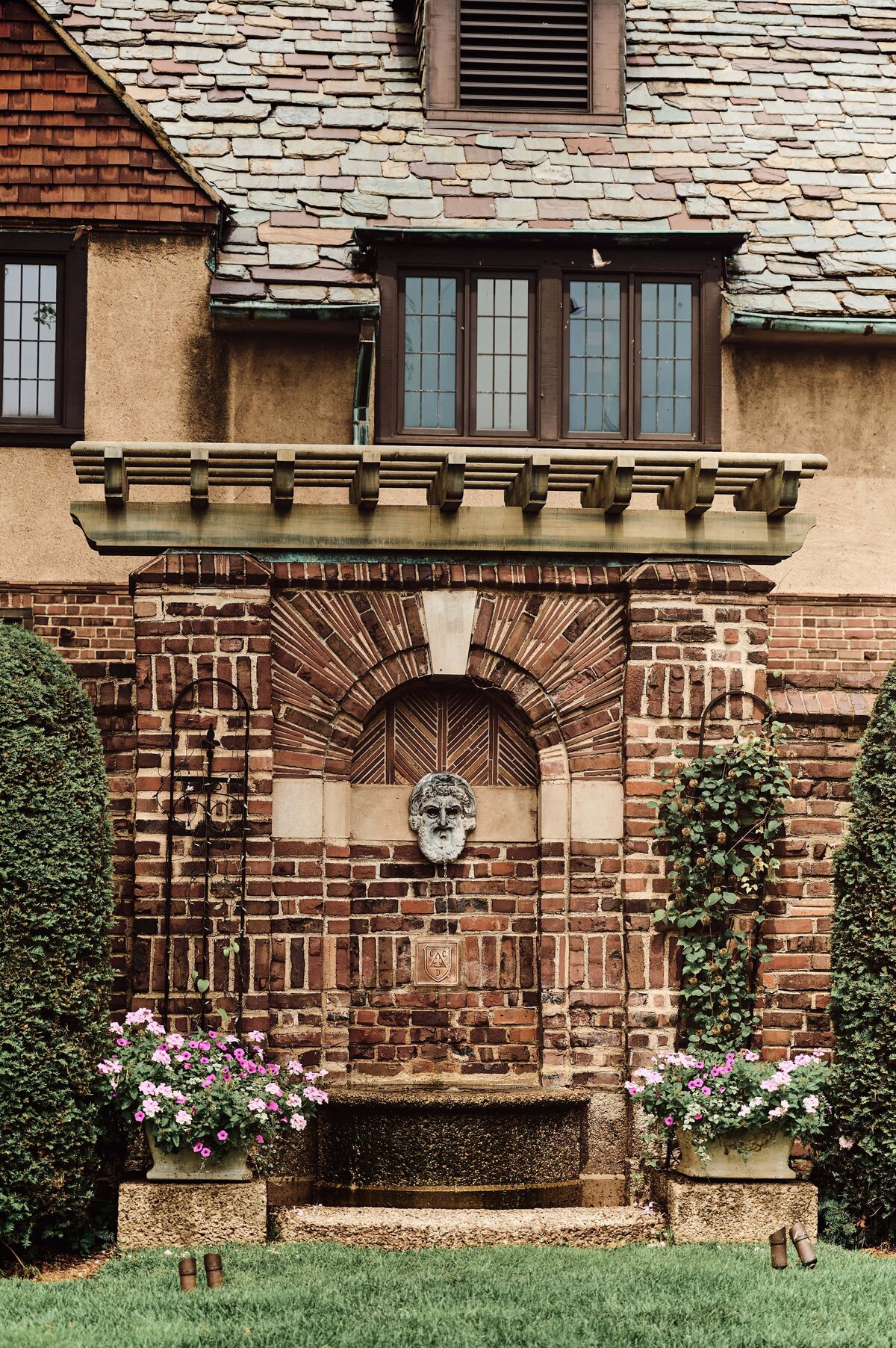 Country-Club-of-Detroit-Wedding_3