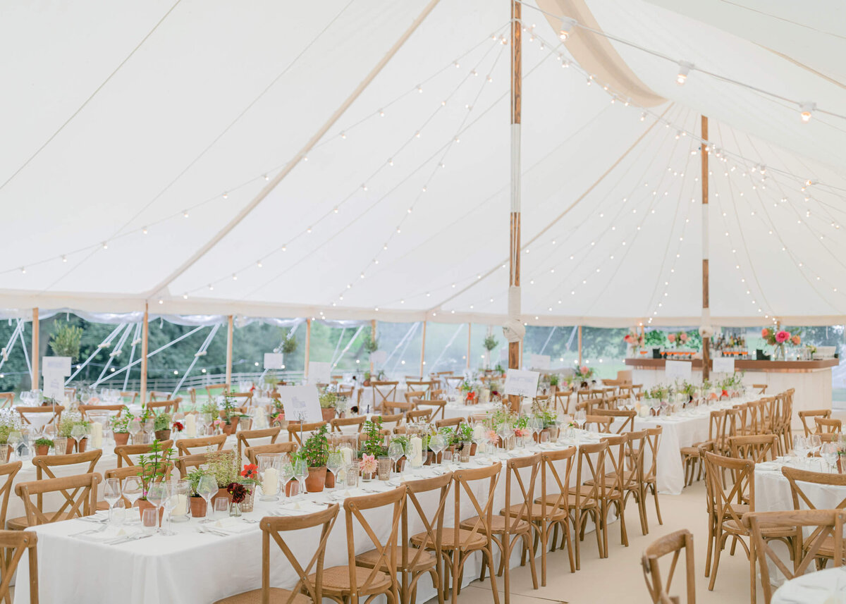 chloe-winstanley-weddings-italian-tablescape-sailcloth-tent
