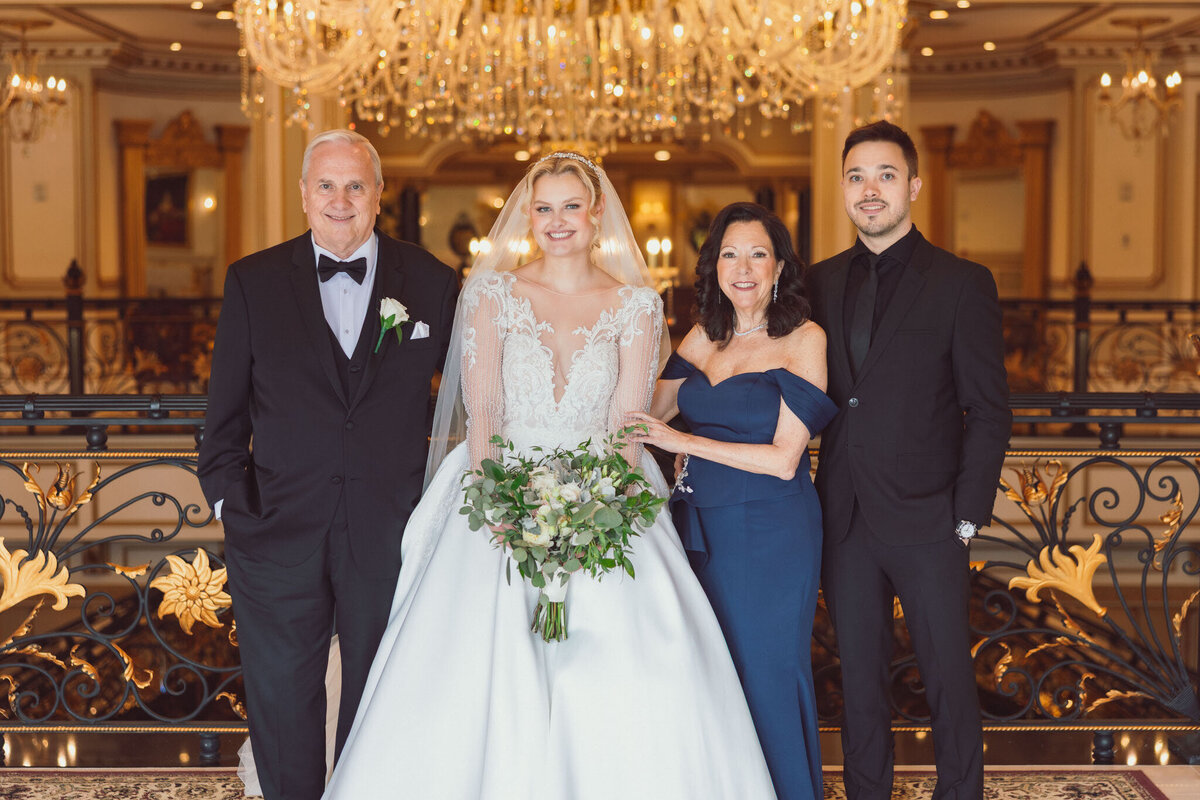 250613-Laura&Alex-Wedding-TheLegacyCastle-PomptonPlains-NJ-Previews-Web-133