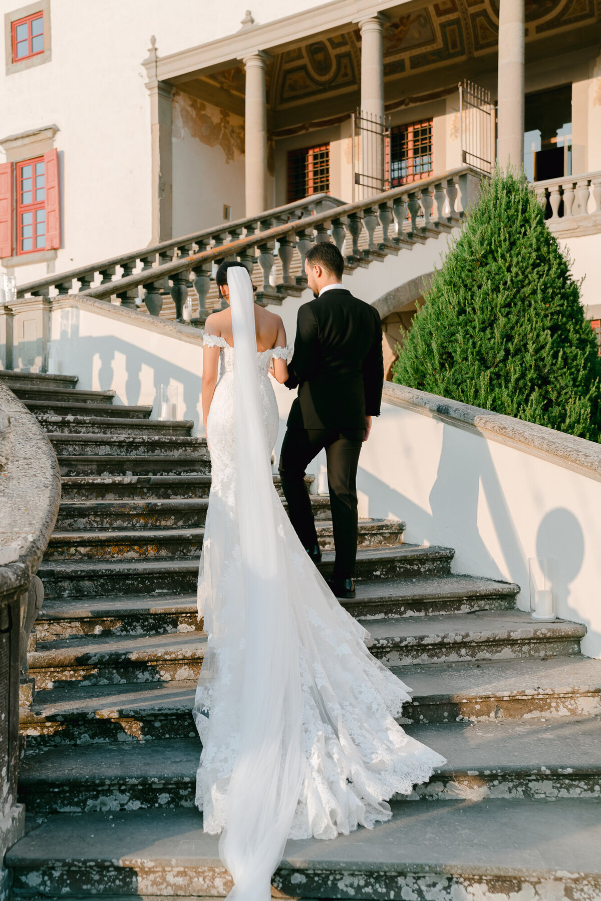 Wedding-photographer-in-Tuscany-Villa-Artimino97