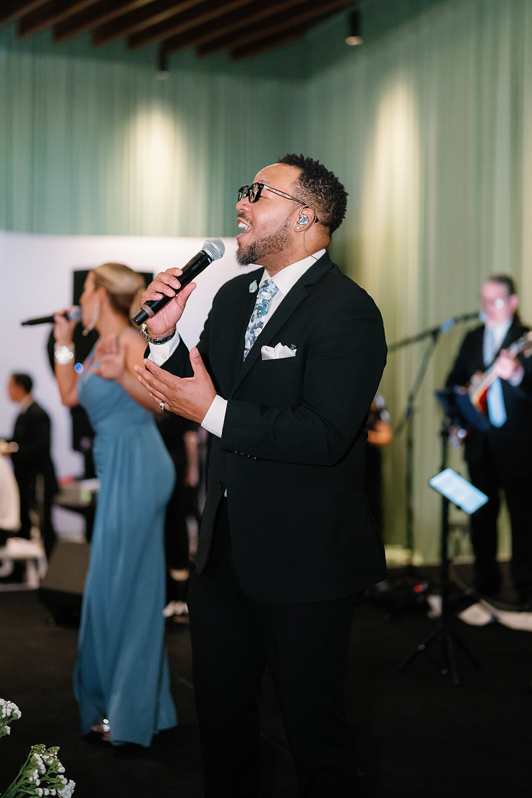 Modern-spring-wedding-reception-blue-green-aria-las-vegas (2197 of 2547)