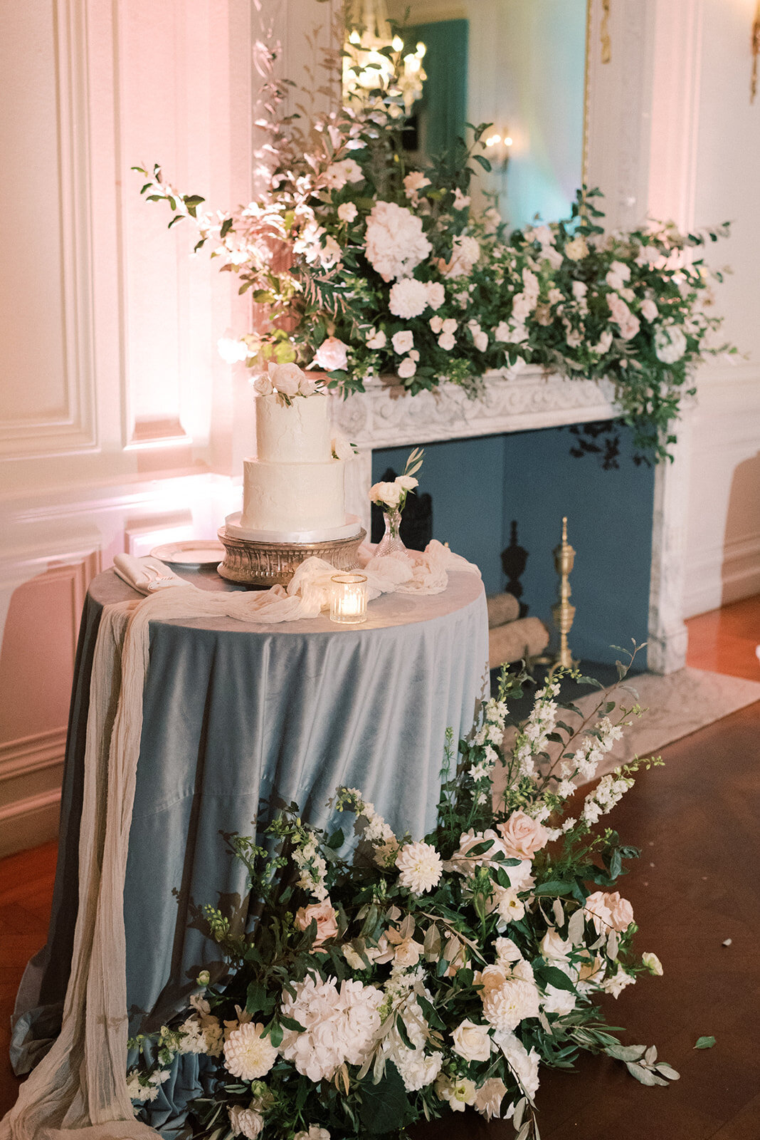 Fine Art Inspired Wedding Cake