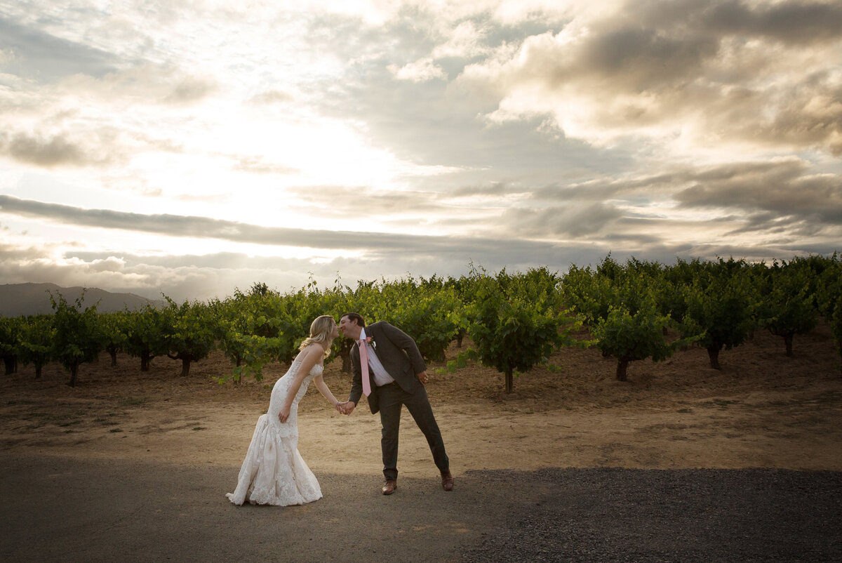 bride and  groom sunset photo