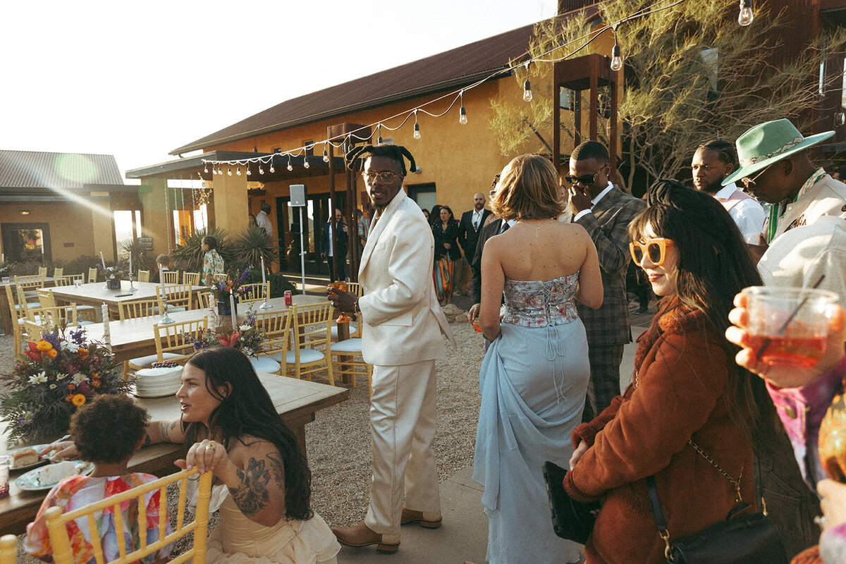 Faye-Fern-Creative-GoldenVibesPhoto-Sacred-Sands-Joshua-Tree-Wedding-Richie-James-Clara-Critchfield-Reception-44