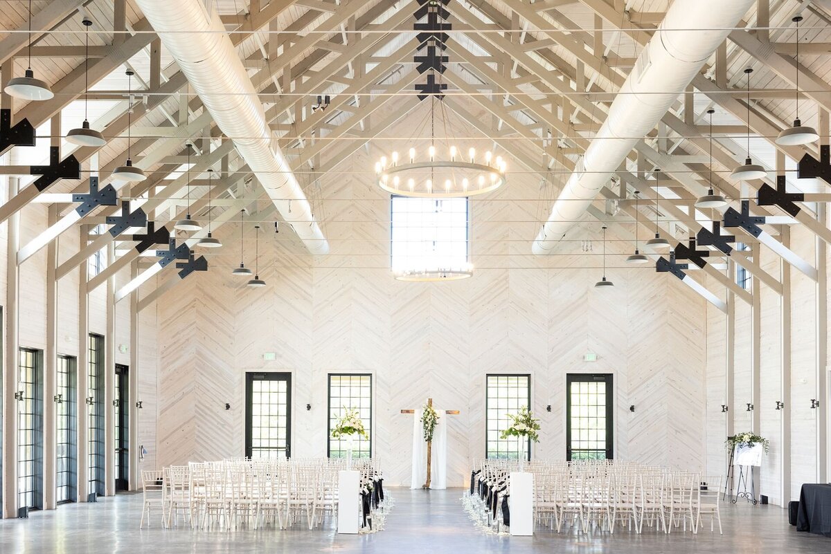 Wedding-at-Board-and-Batten-Lexington-North-Carolina-0418