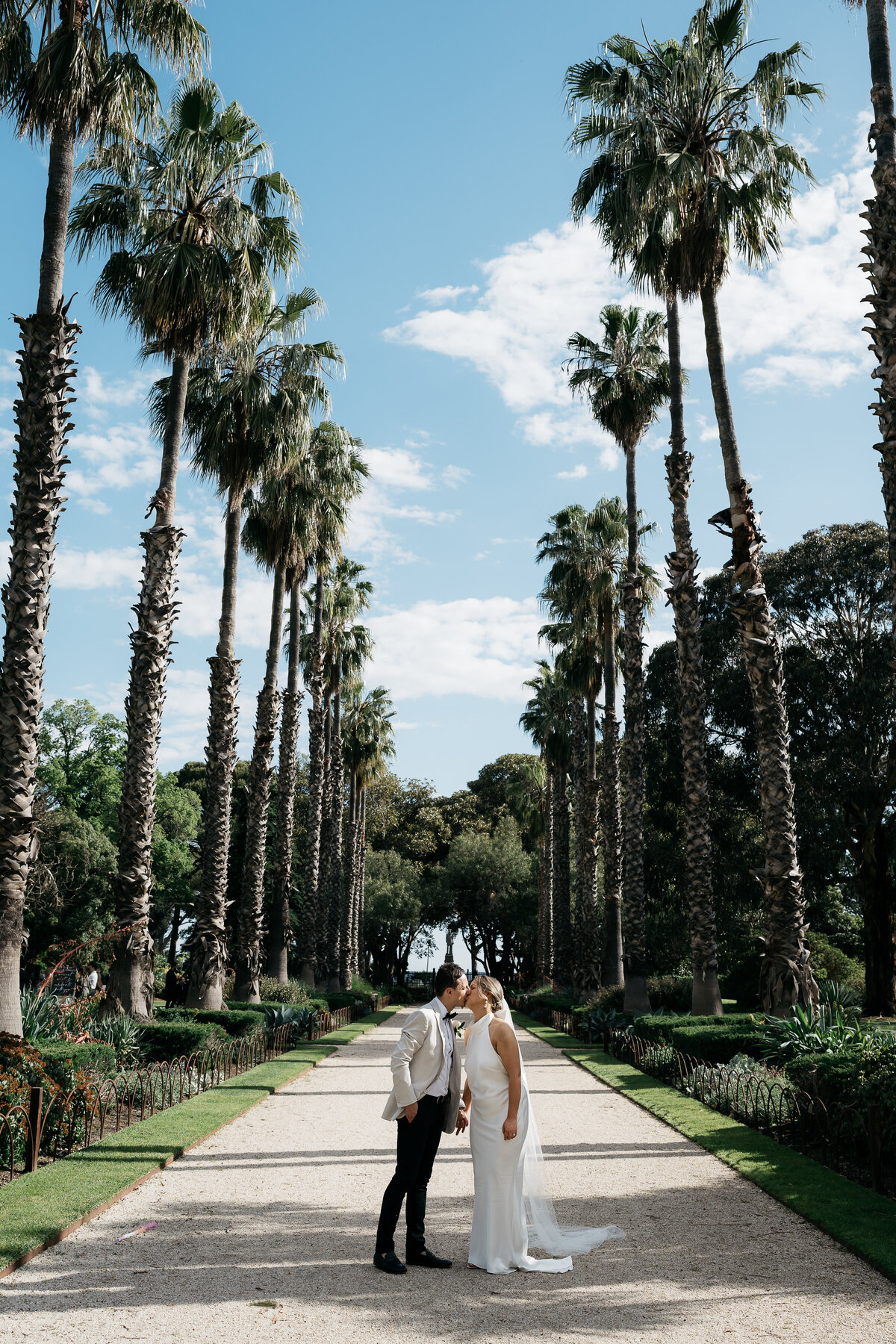 Courtney Laura Photography, Pier Farm, Williamstown Botanic Gardens, Robyn and Fabian-398