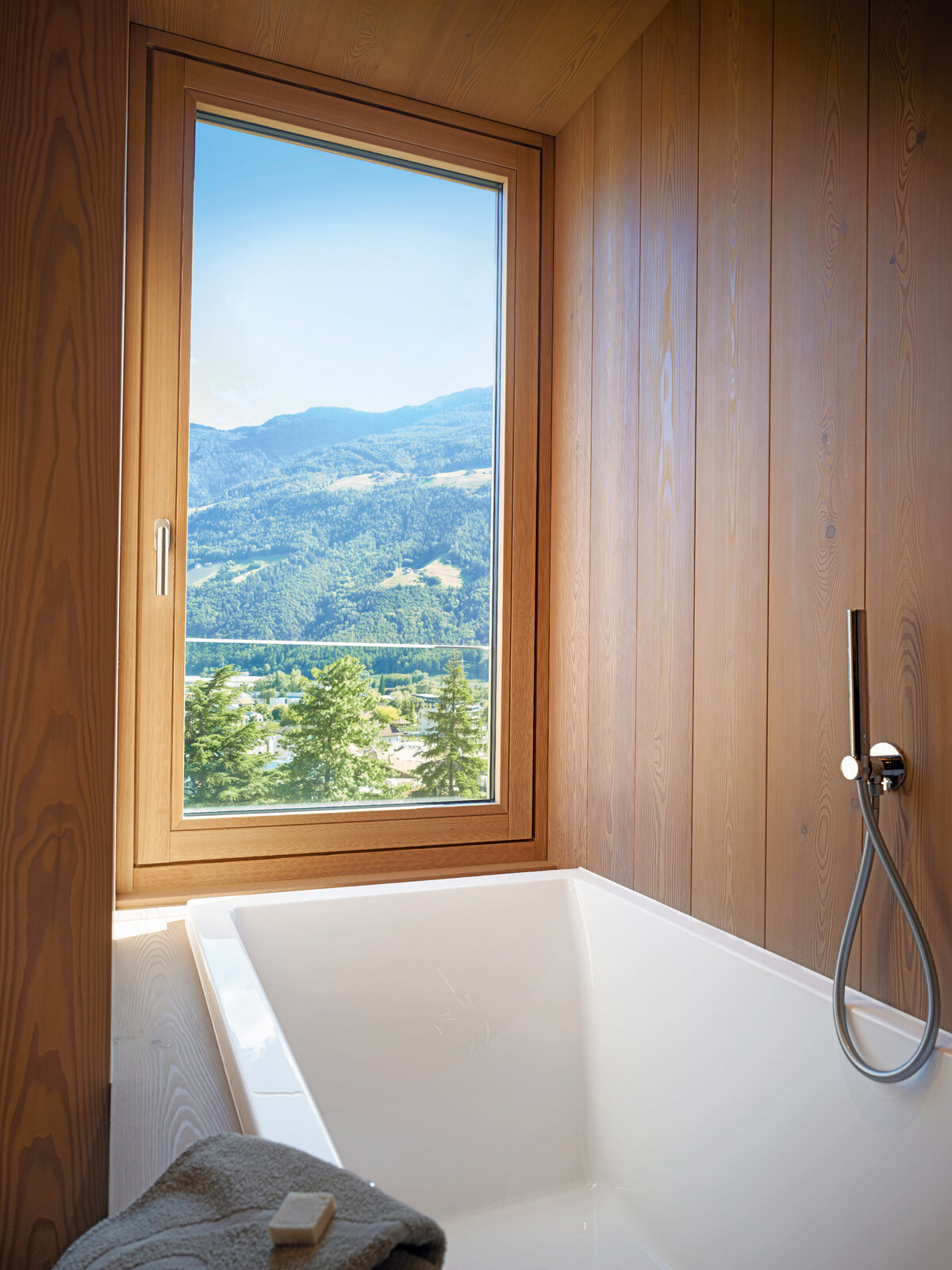 Waterstone - Dolce Vita Hotels - South Tyrol - Luxury Boutique Hotel - Lindenhof_Nature Suite (4)