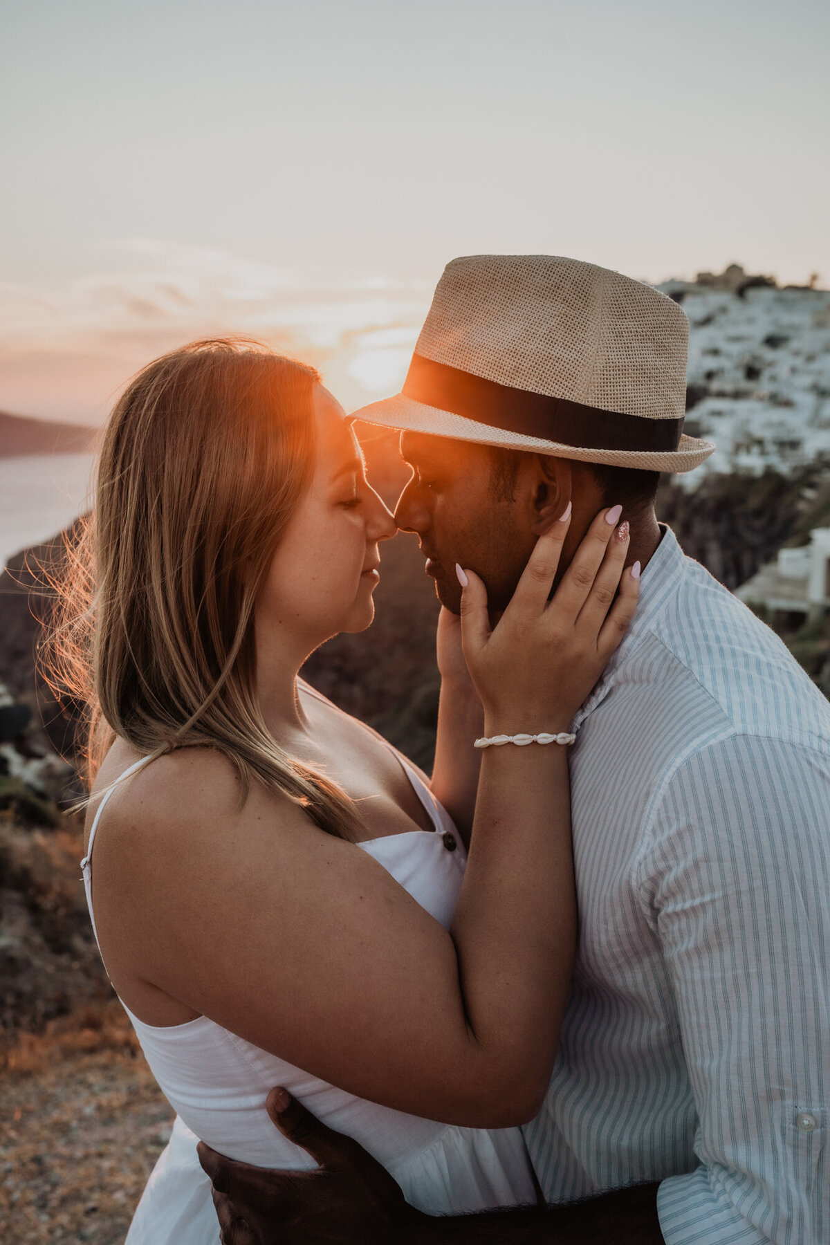 Santorini-greece-elopement-photographer-58