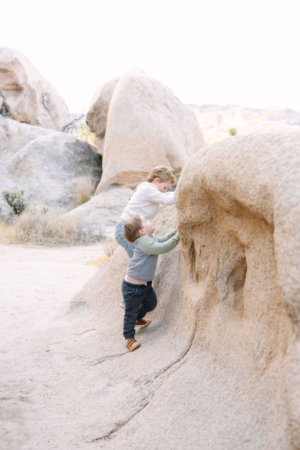 11302024HlaudyFamily-1086